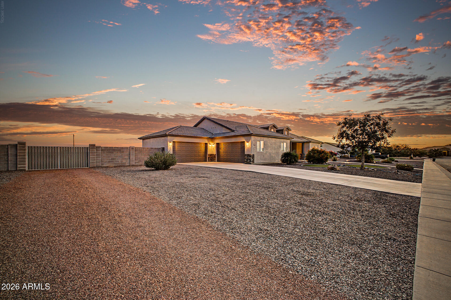 10265 W APPALOOSA Trail