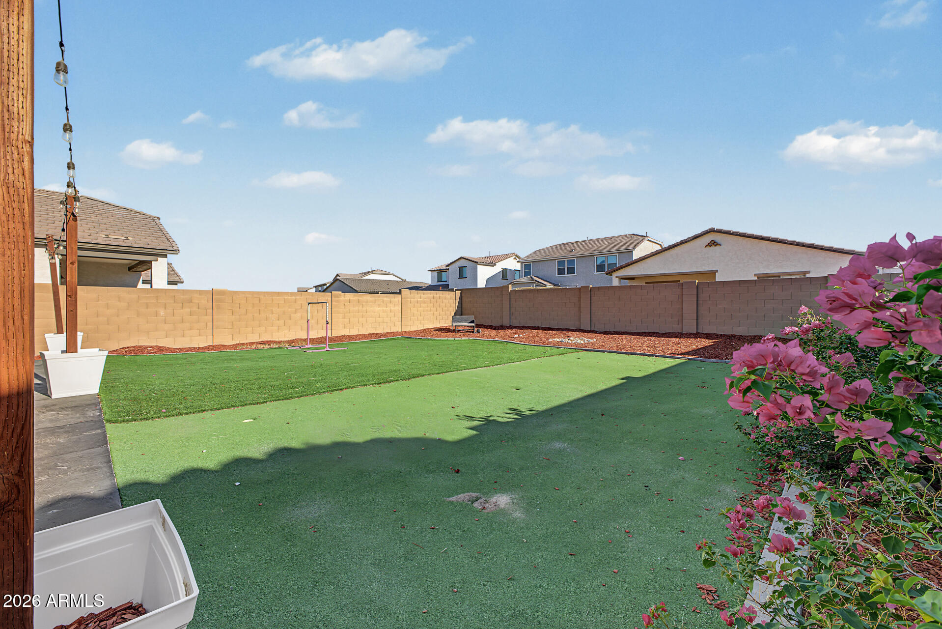 40525 W CHAMBERS Drive