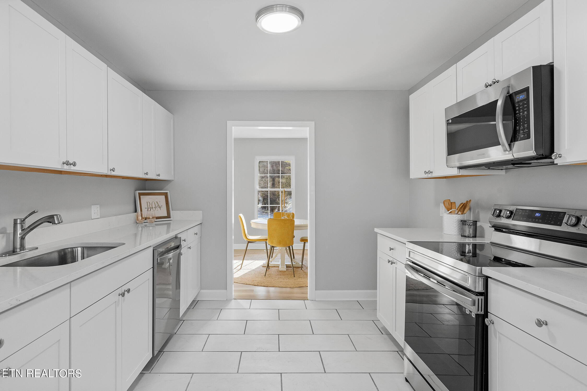 6209 Morning Glory Drive