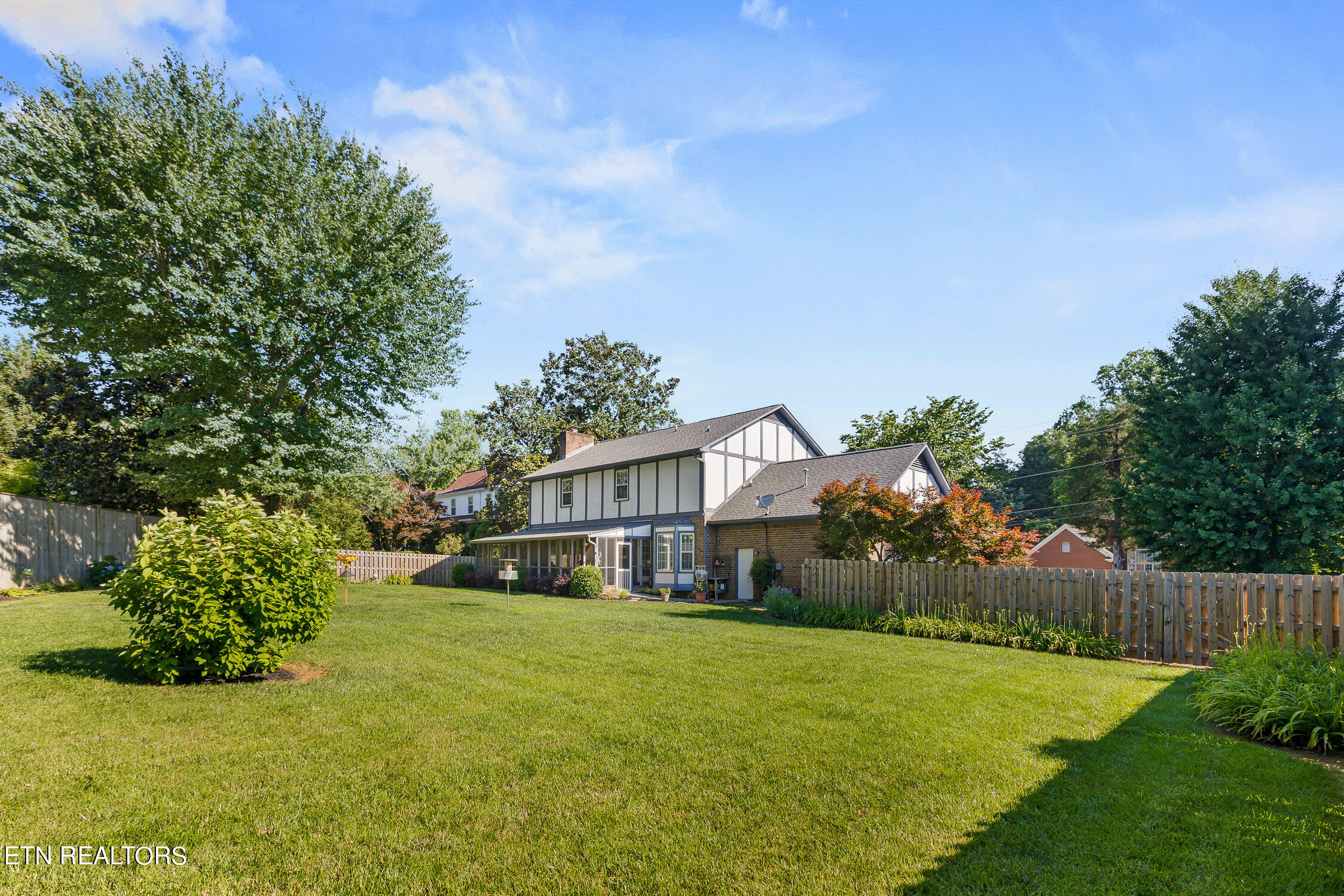 101 NW Blueberry Hill Rd