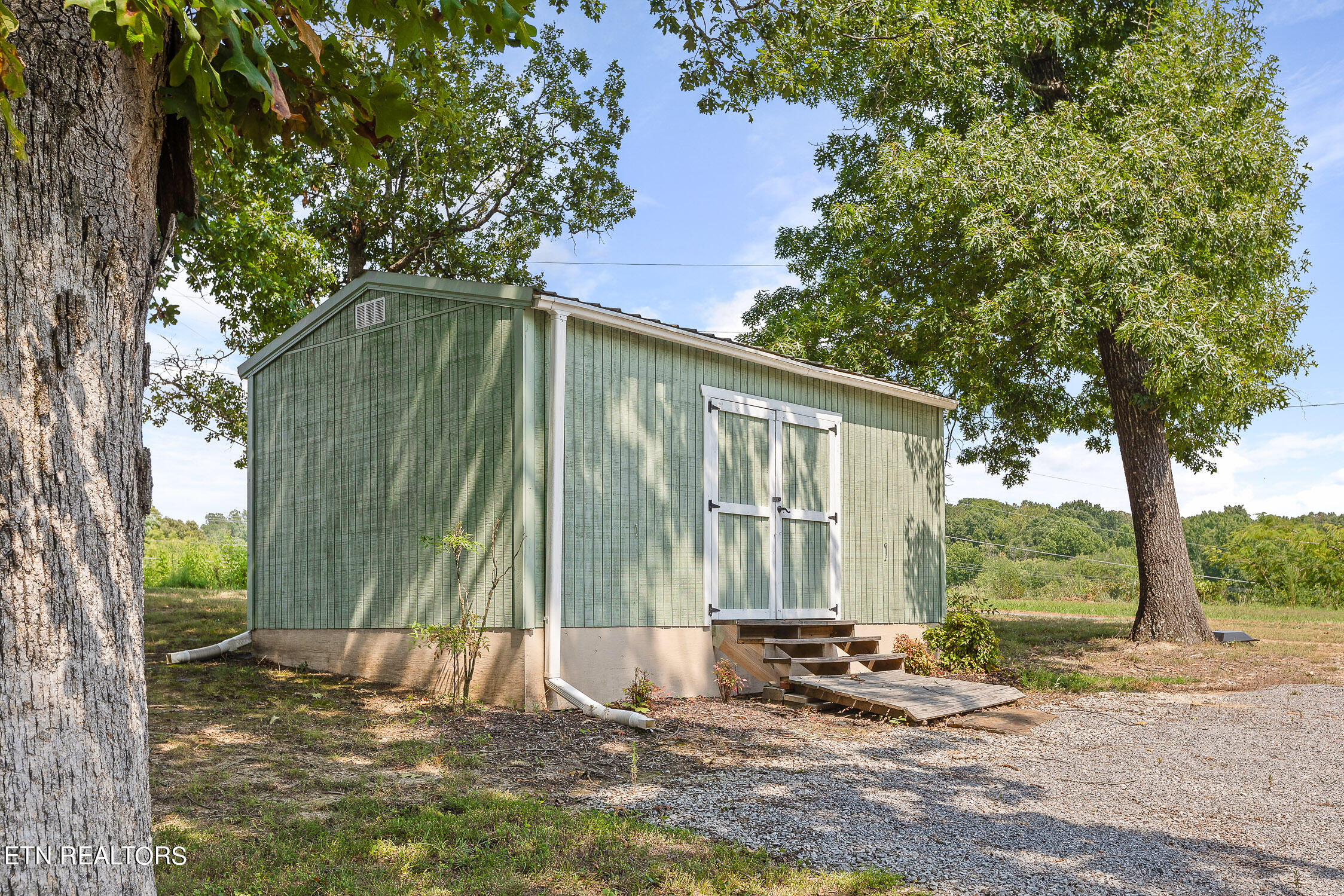117 County Rd, 623