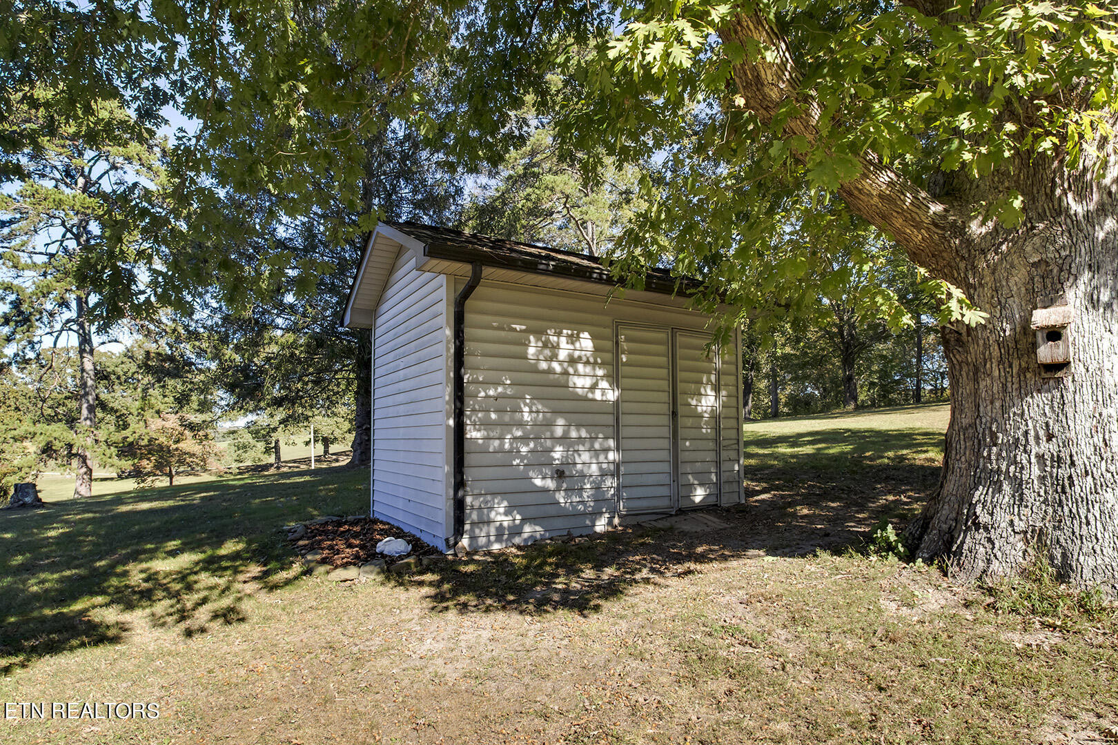 1050 Lawnville Rd