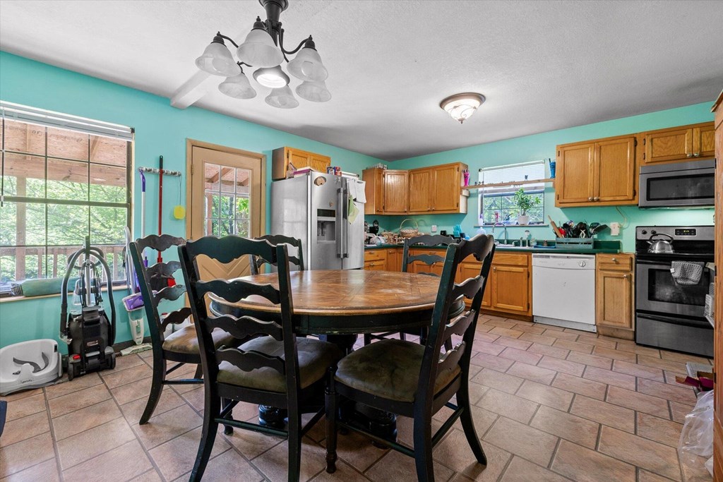 553 Back Valley Road