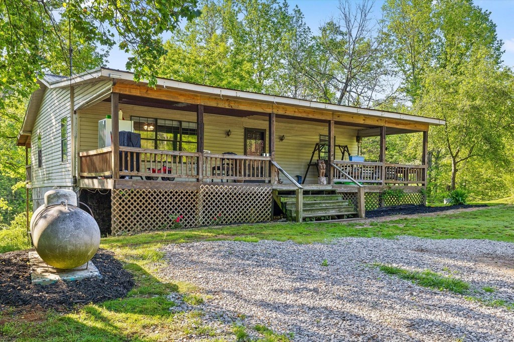 553 Back Valley Road