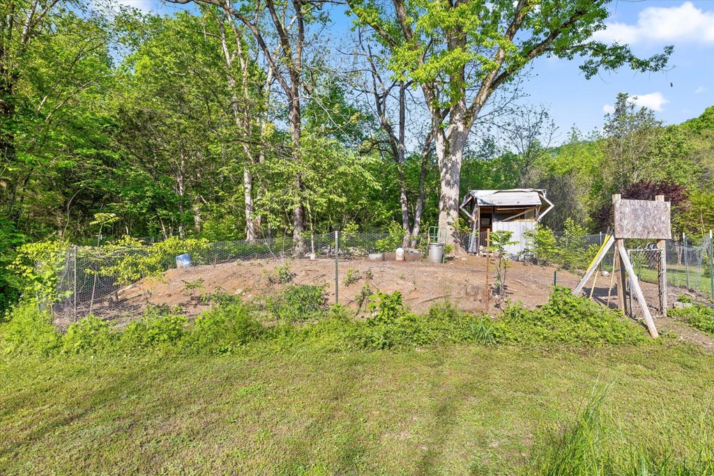 553 Back Valley Road