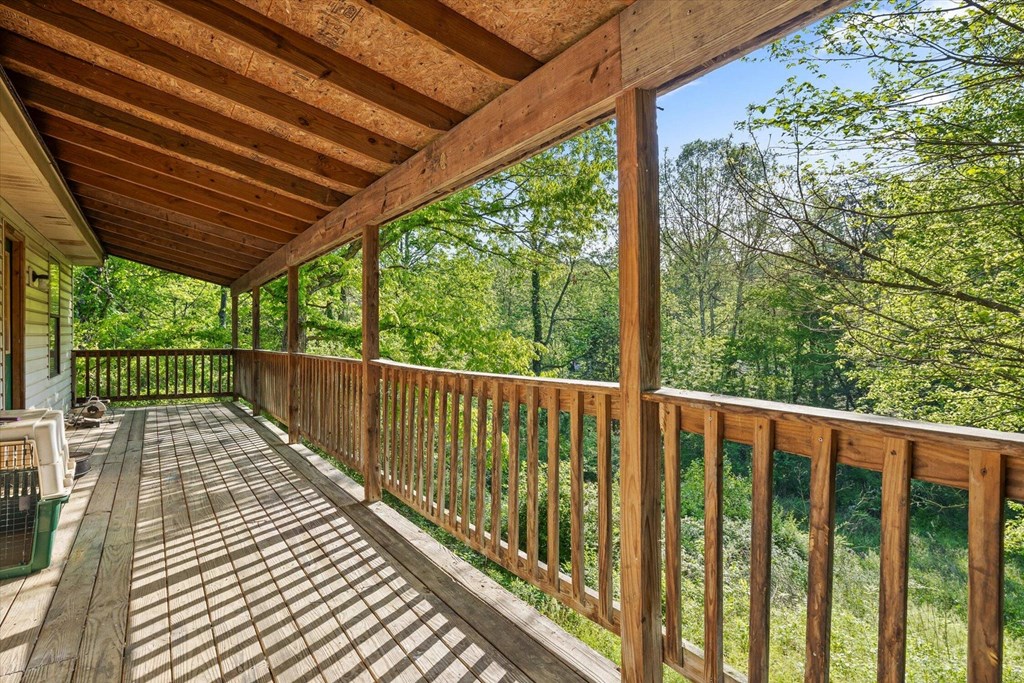 553 Back Valley Road