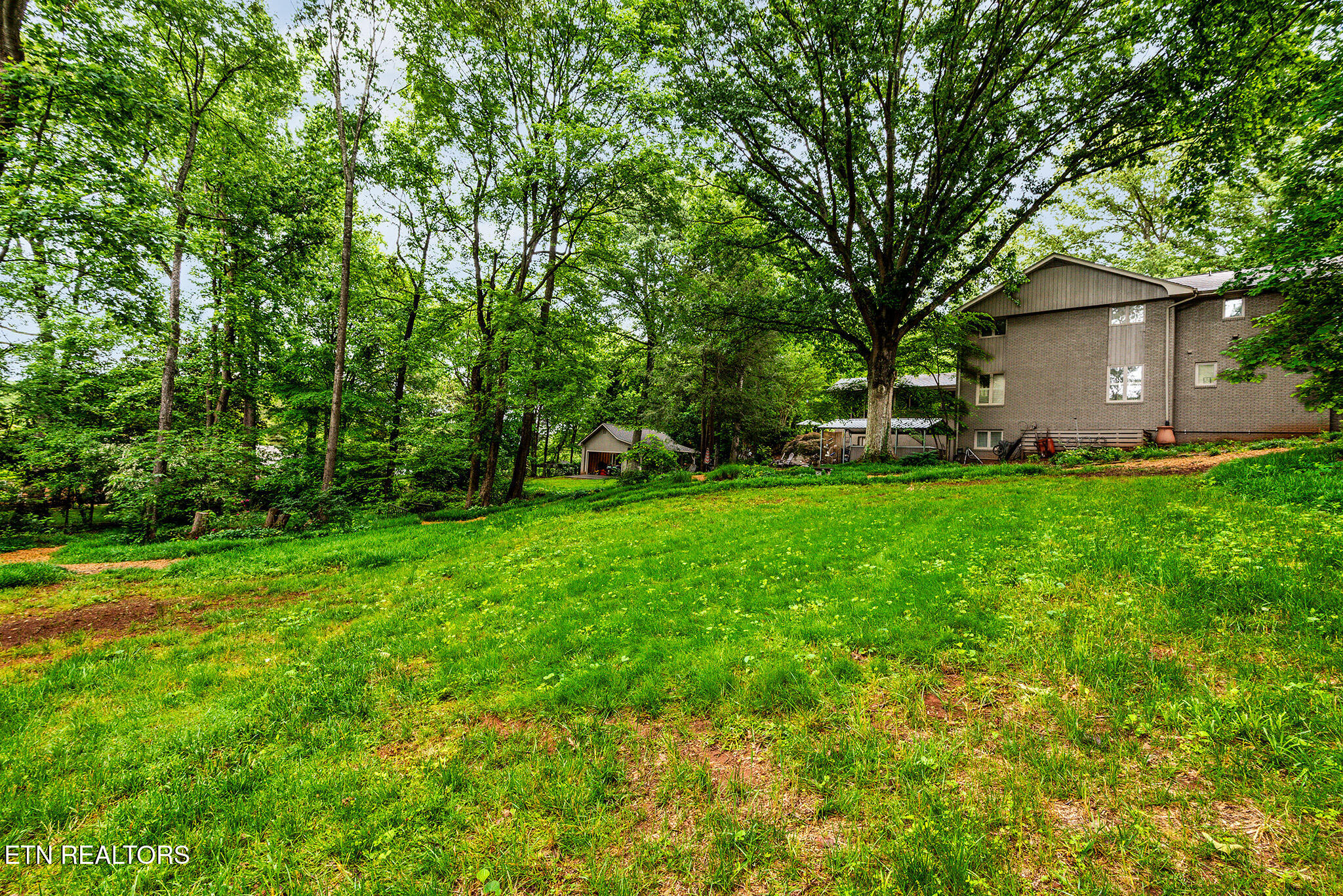 5421 Blueridge Drive