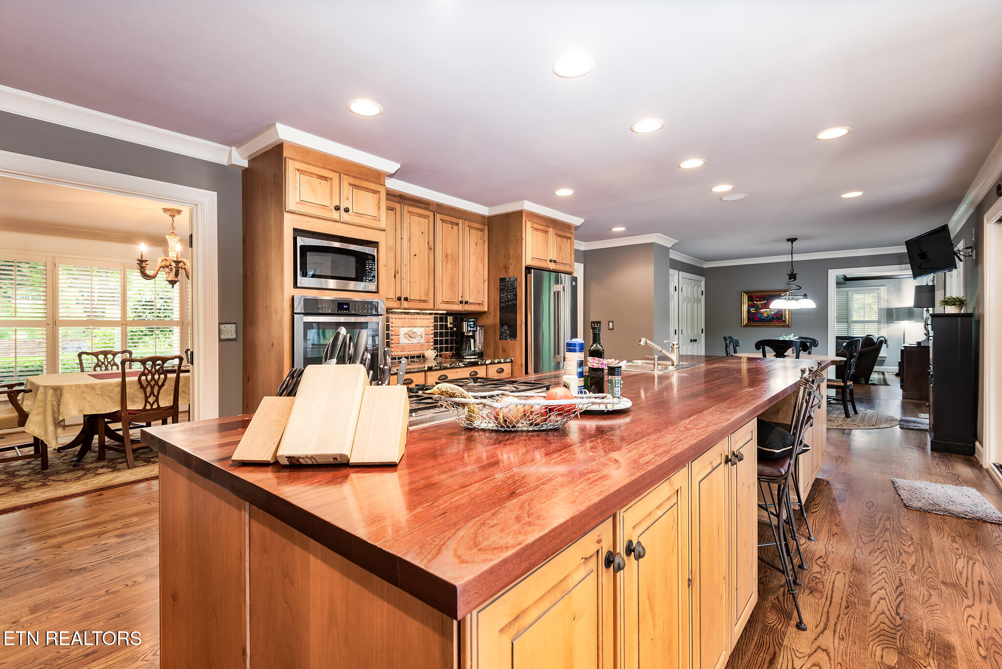 5421 Blueridge Drive
