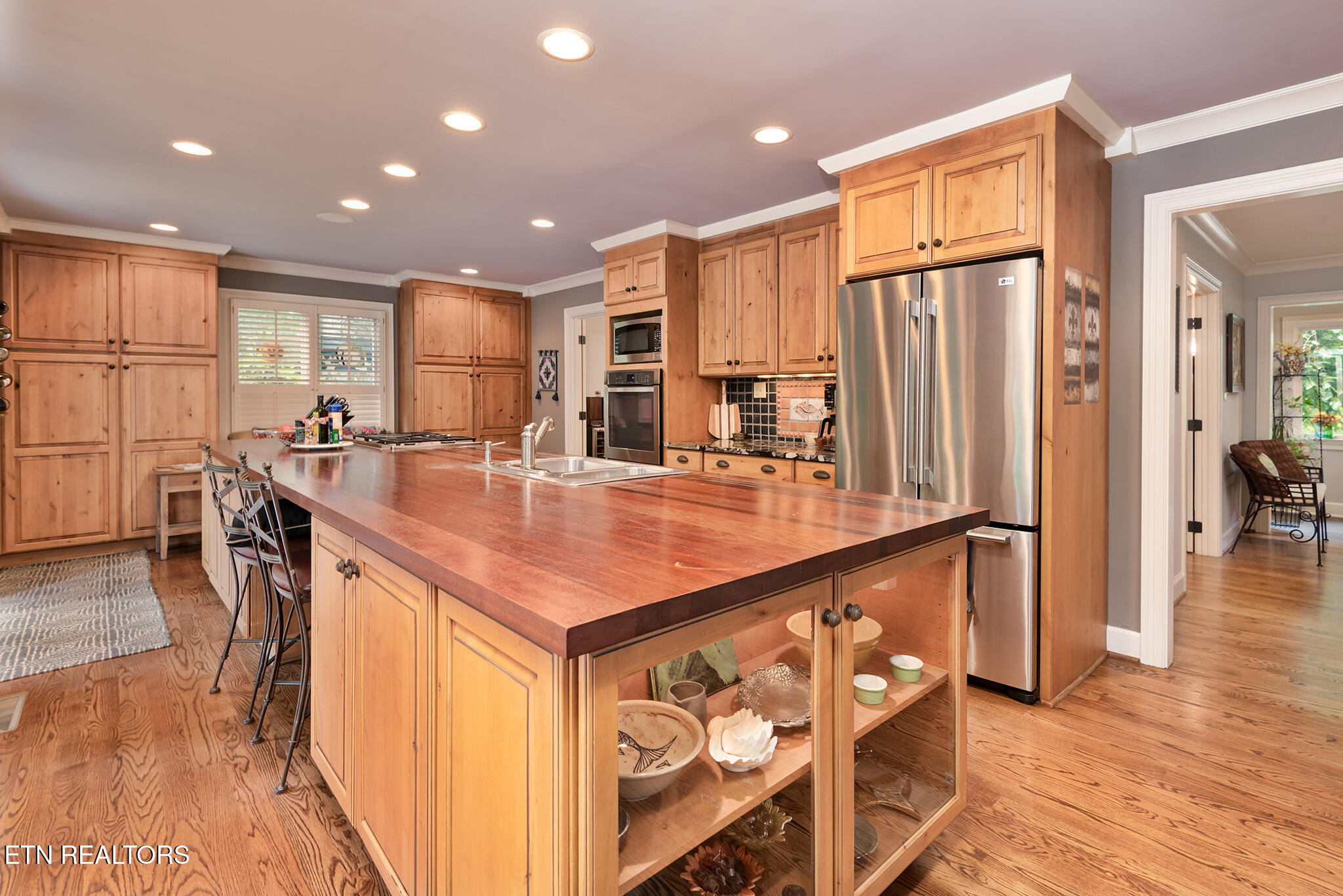 5421 Blueridge Drive