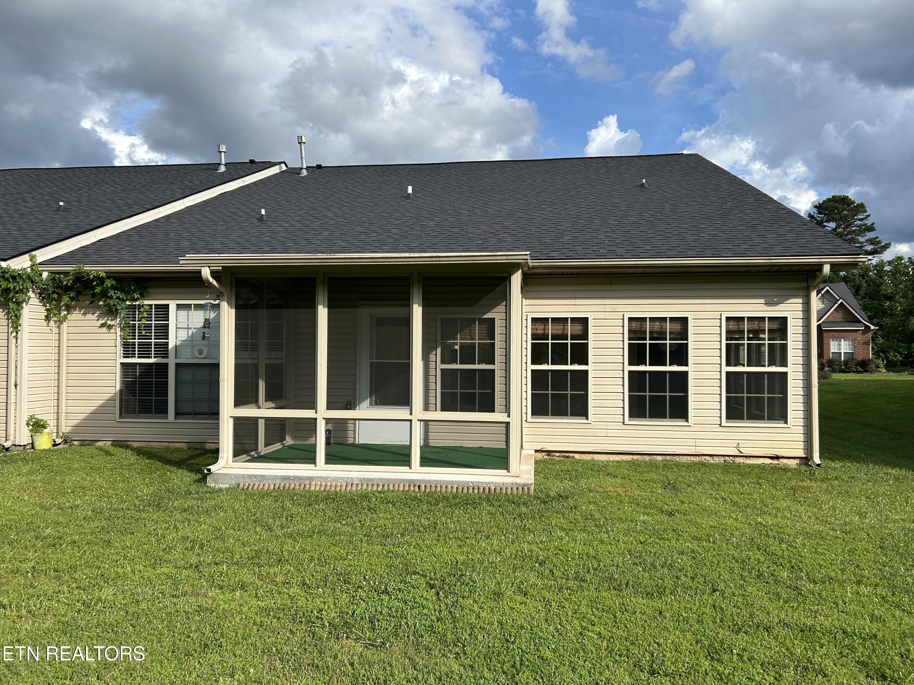 6141 E McMillan Creek Drive