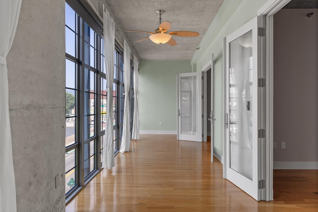 417 Frazier Ave # 303