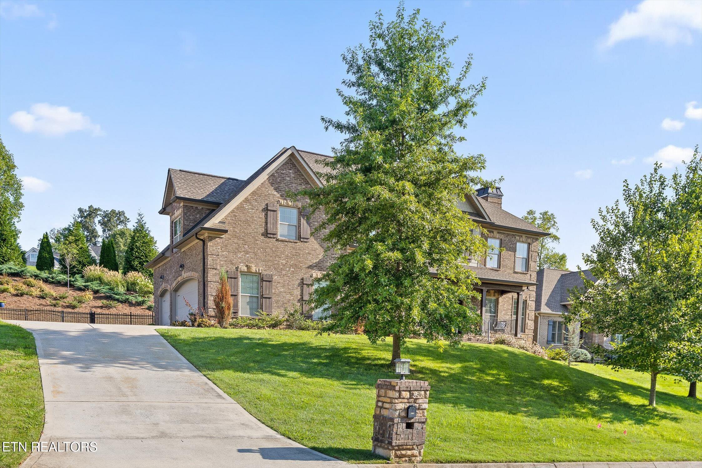 10045 Fox Cove Rd