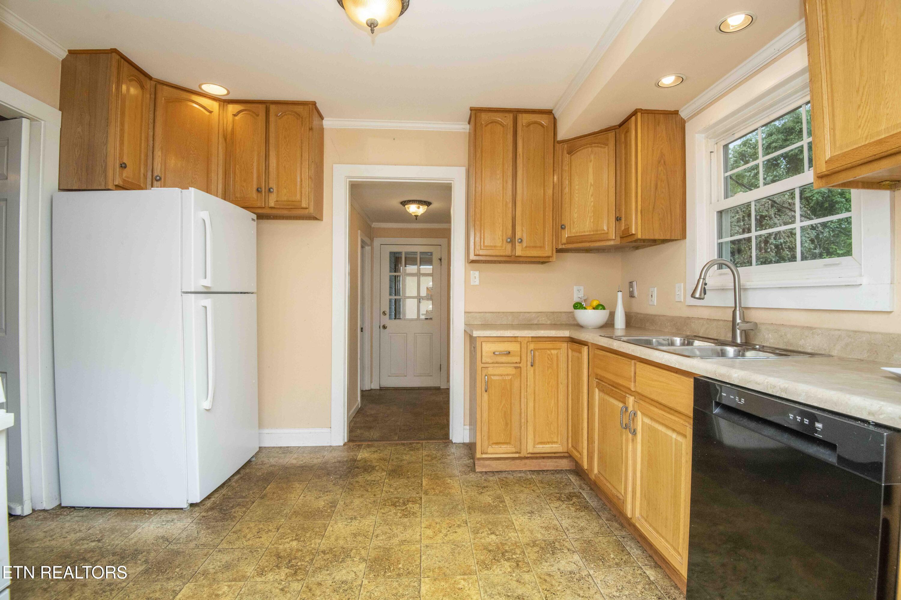 5709 Westover Drive