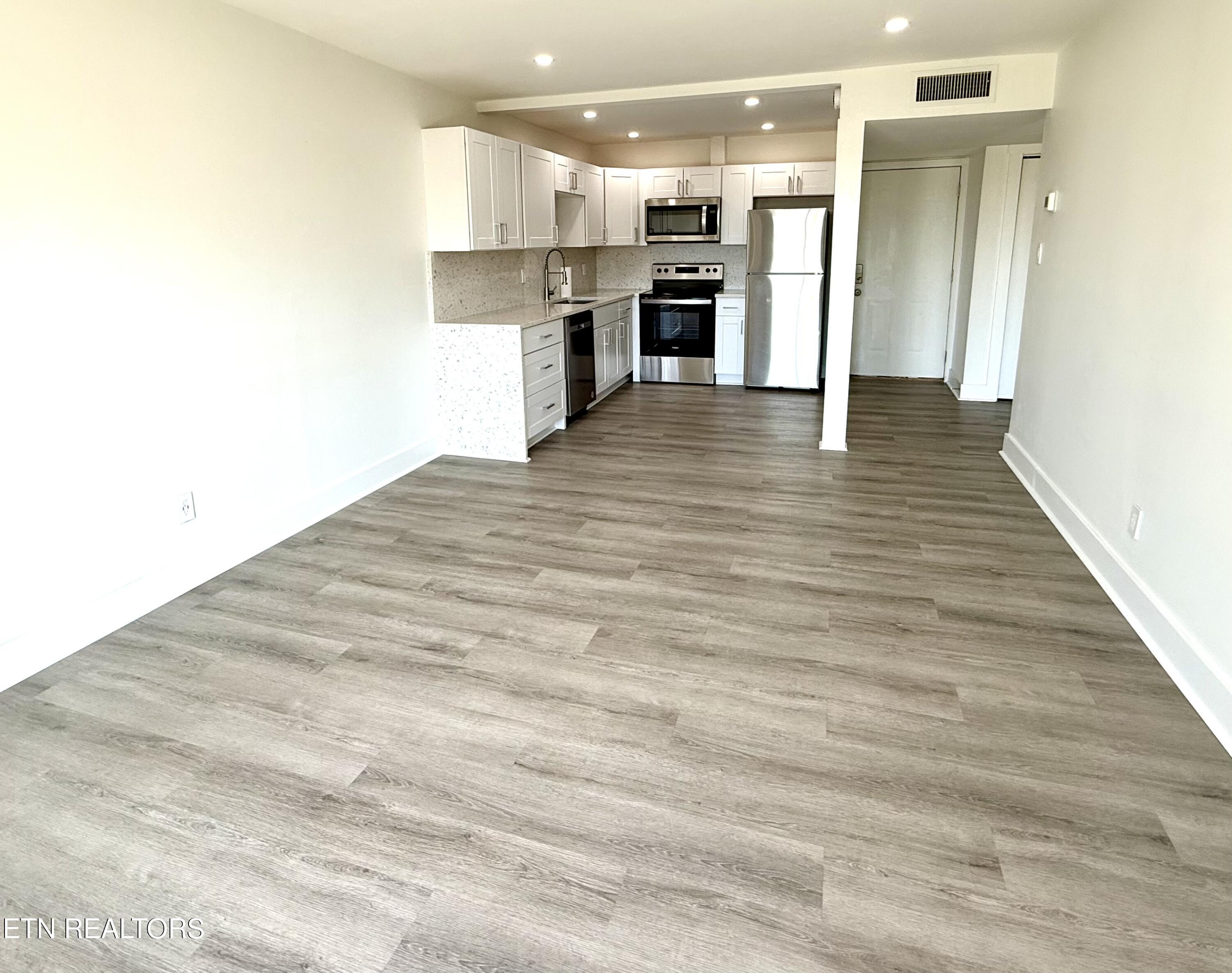 5709 Lyons View Pike 4202