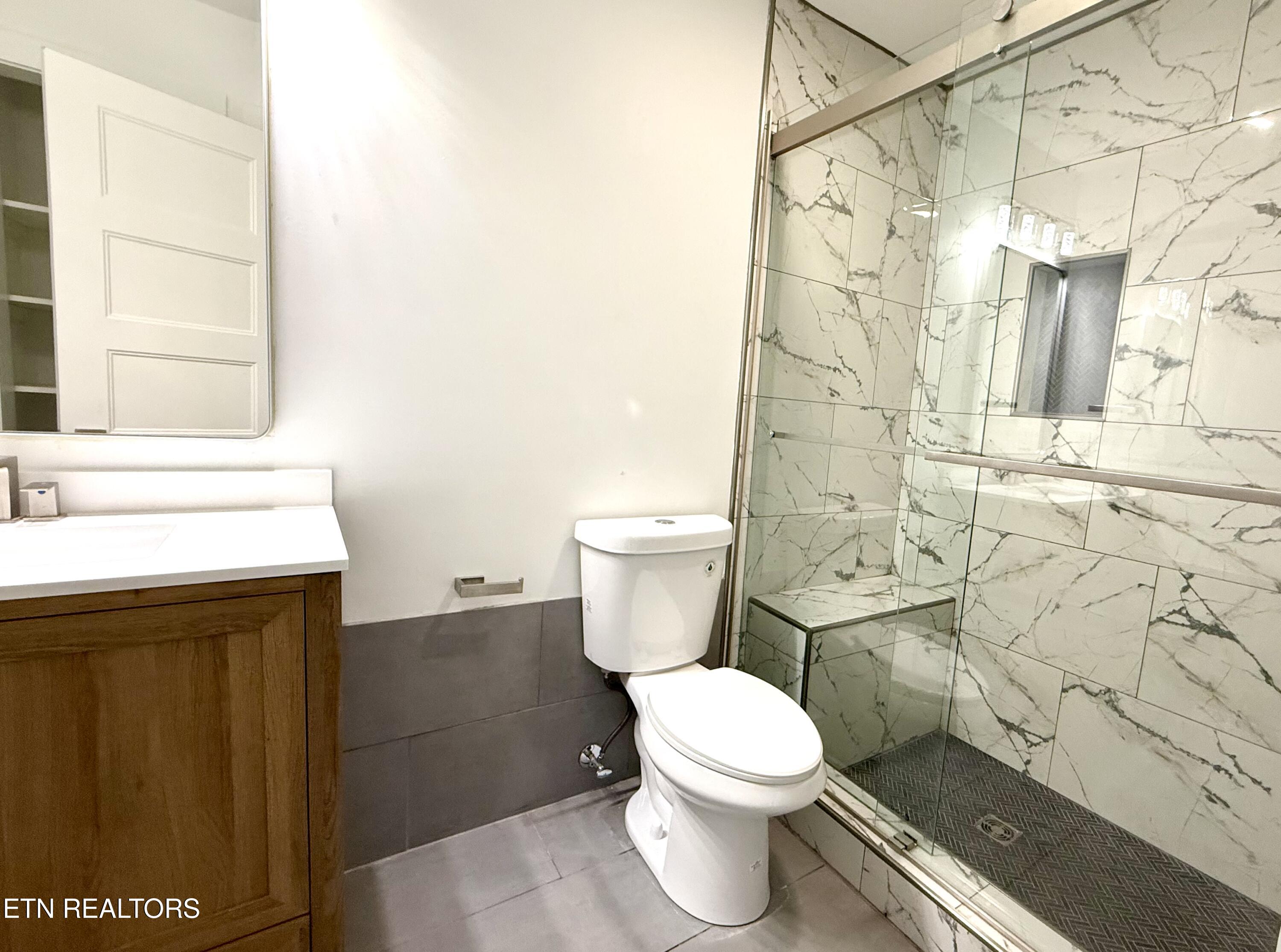 5709 Lyons View Pike 4202