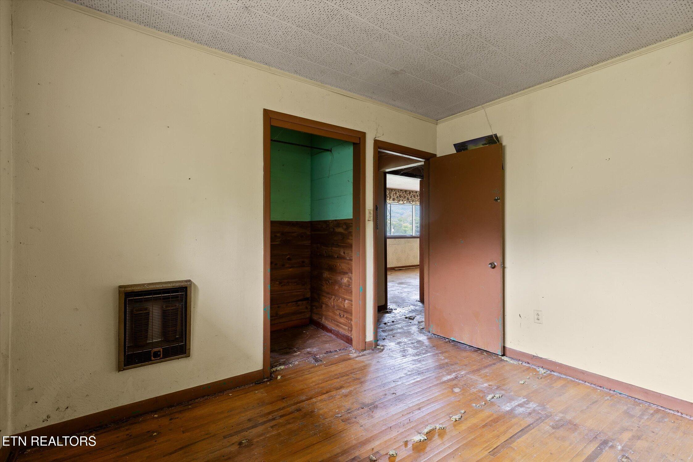 145 Pecan St