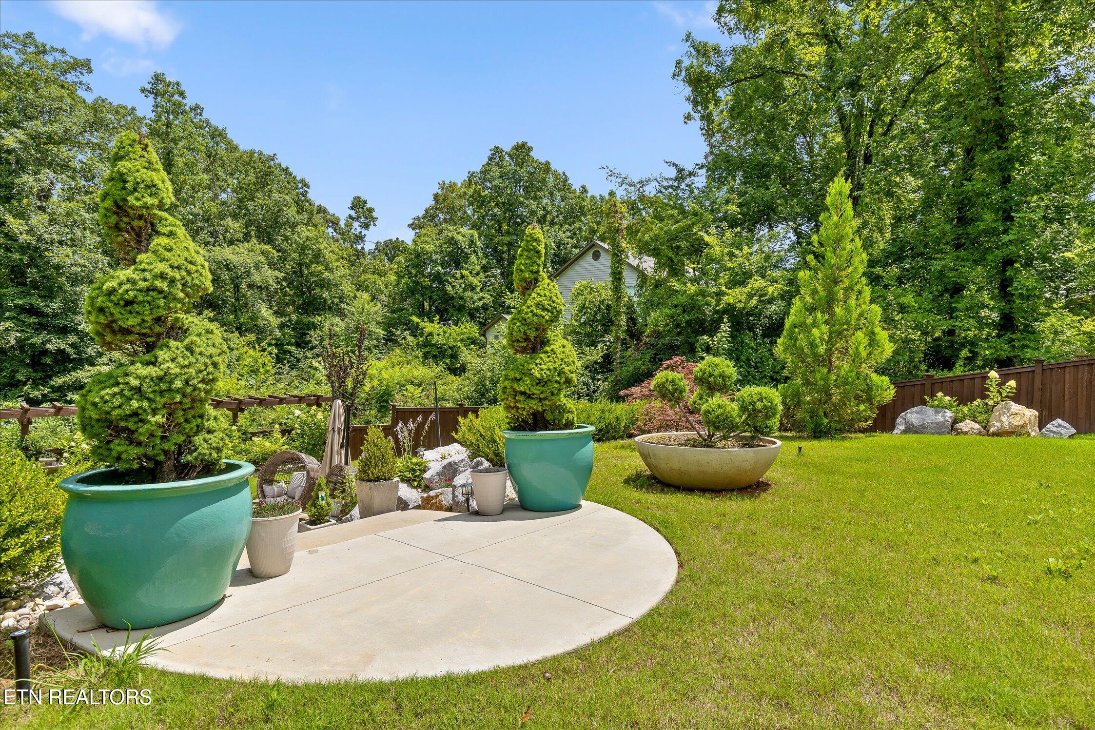 9321 Royal Shadows Drive
