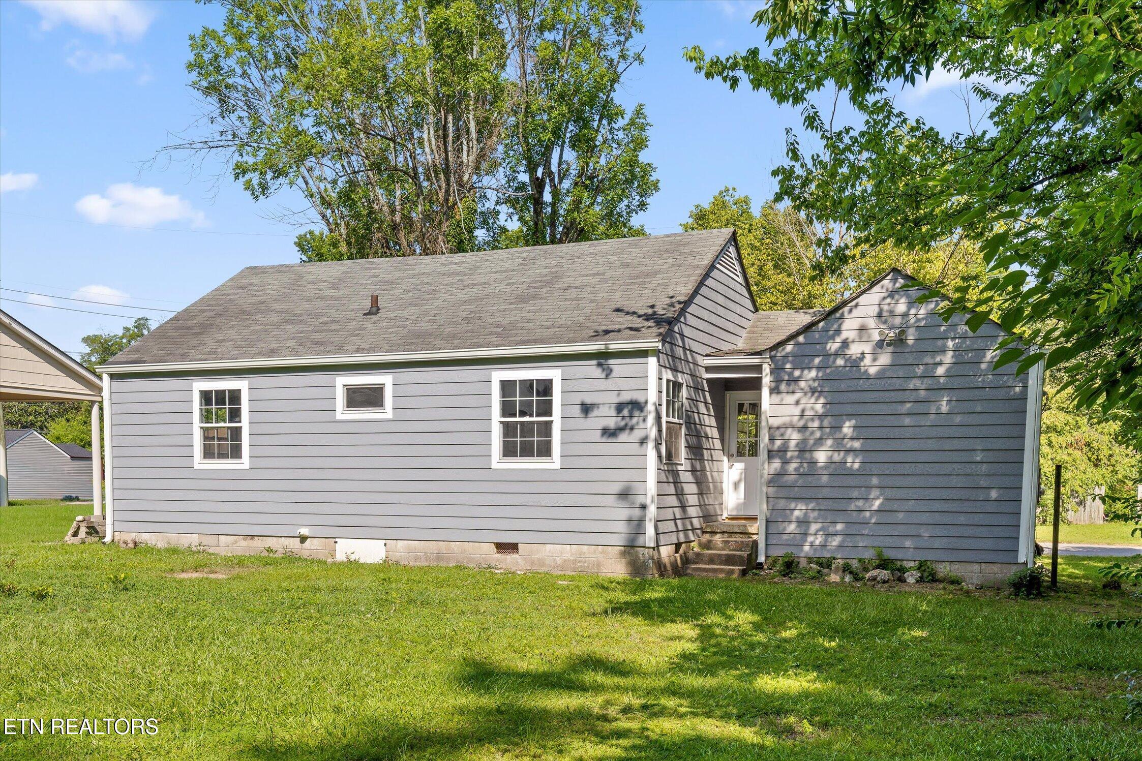 712 Parkview Drive