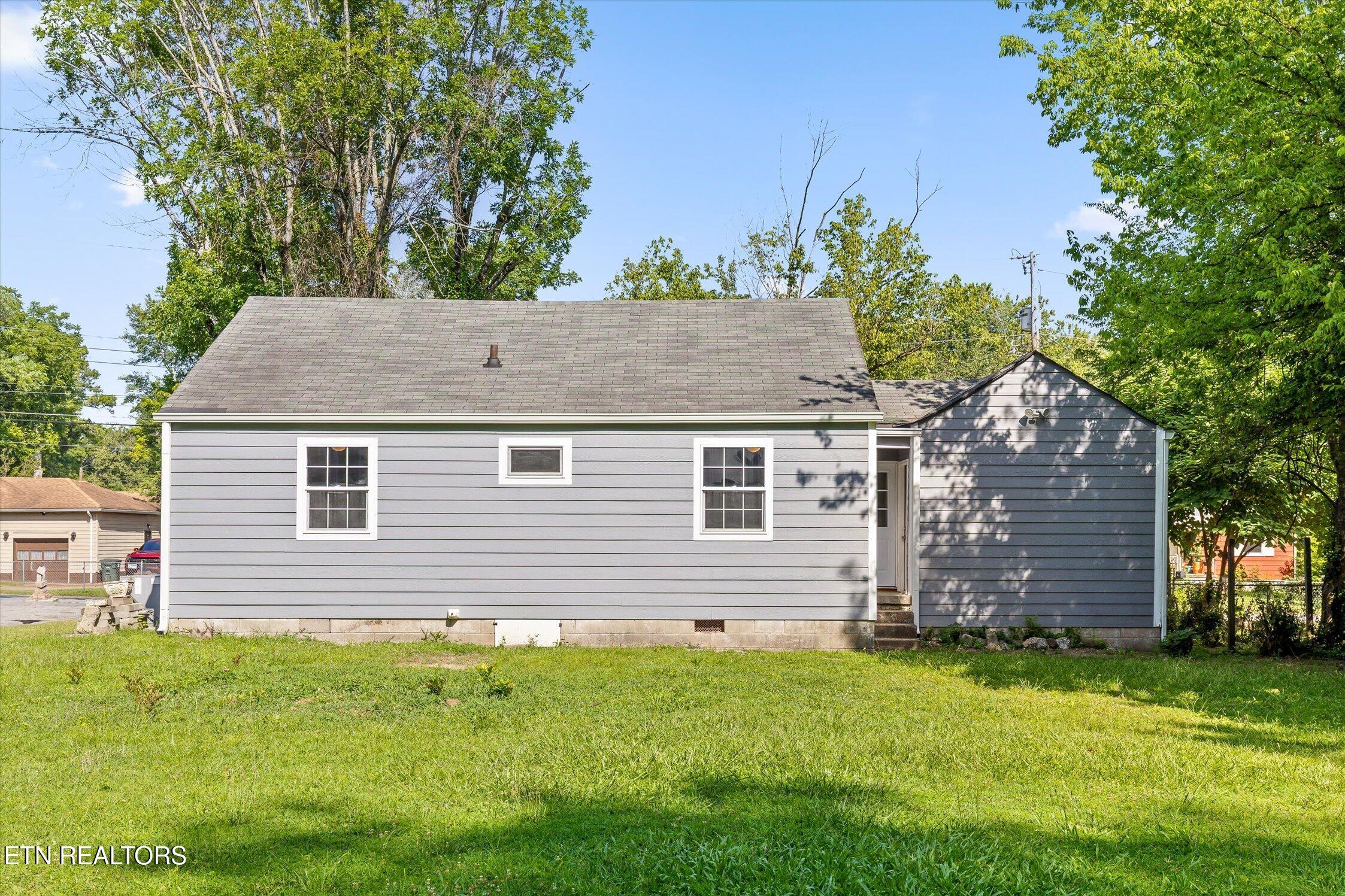 712 Parkview Drive