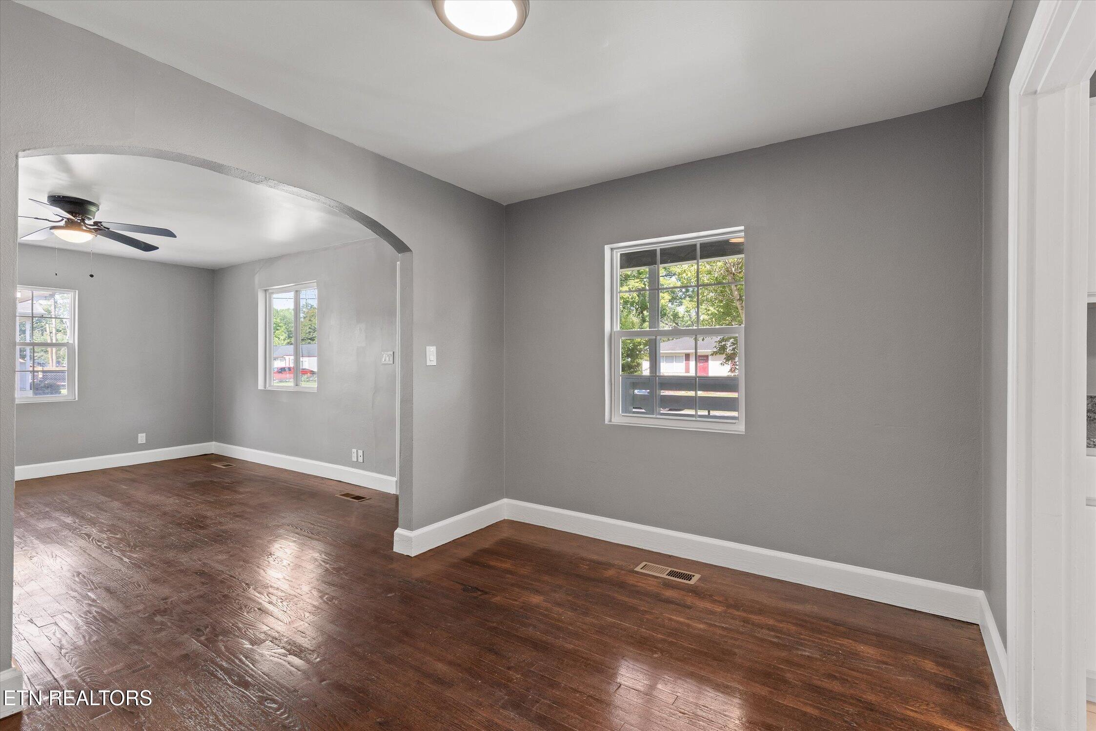 712 Parkview Drive