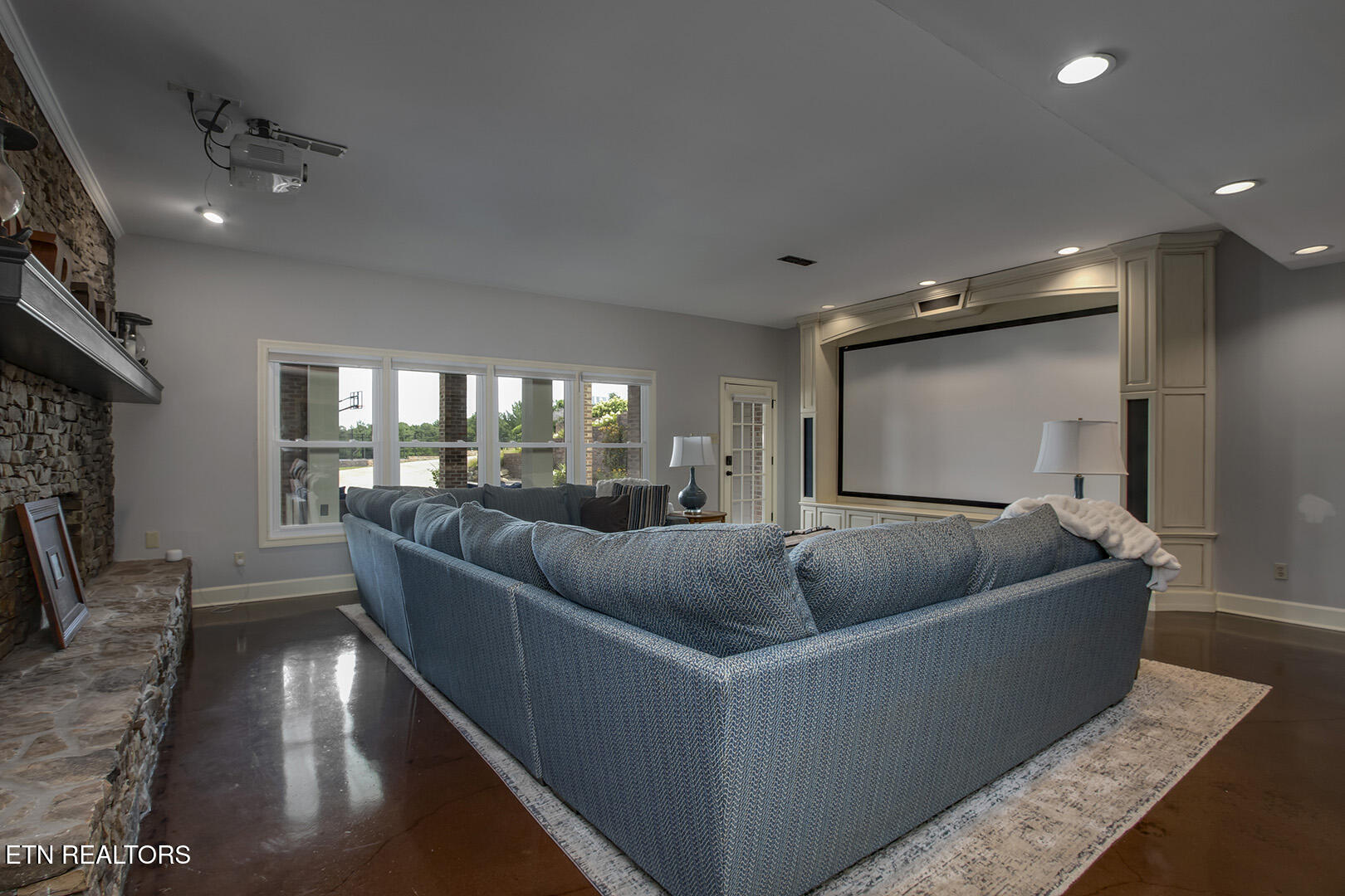 5500 Heathrow Drive