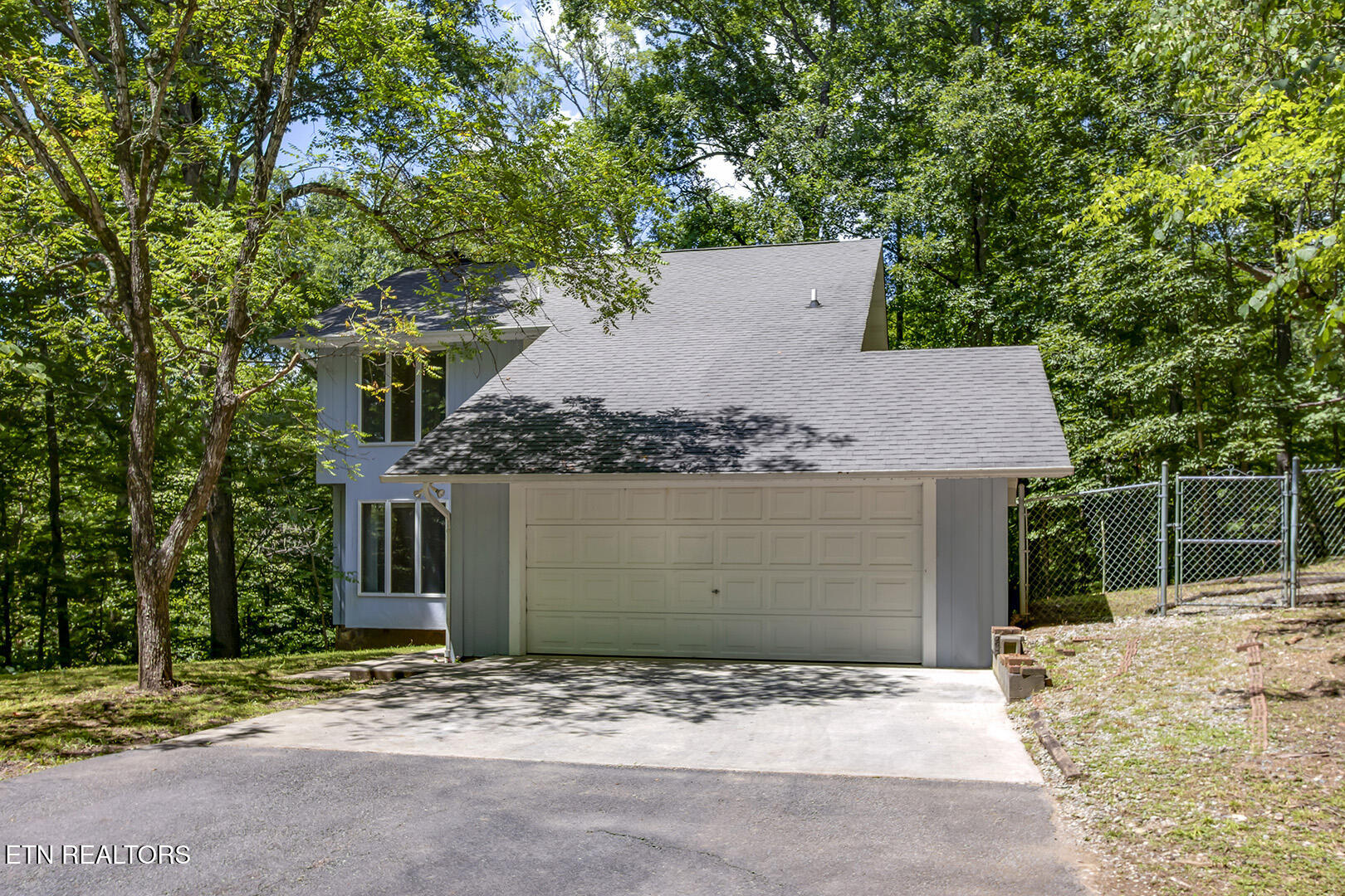 1560 Bluebird Cove Lane