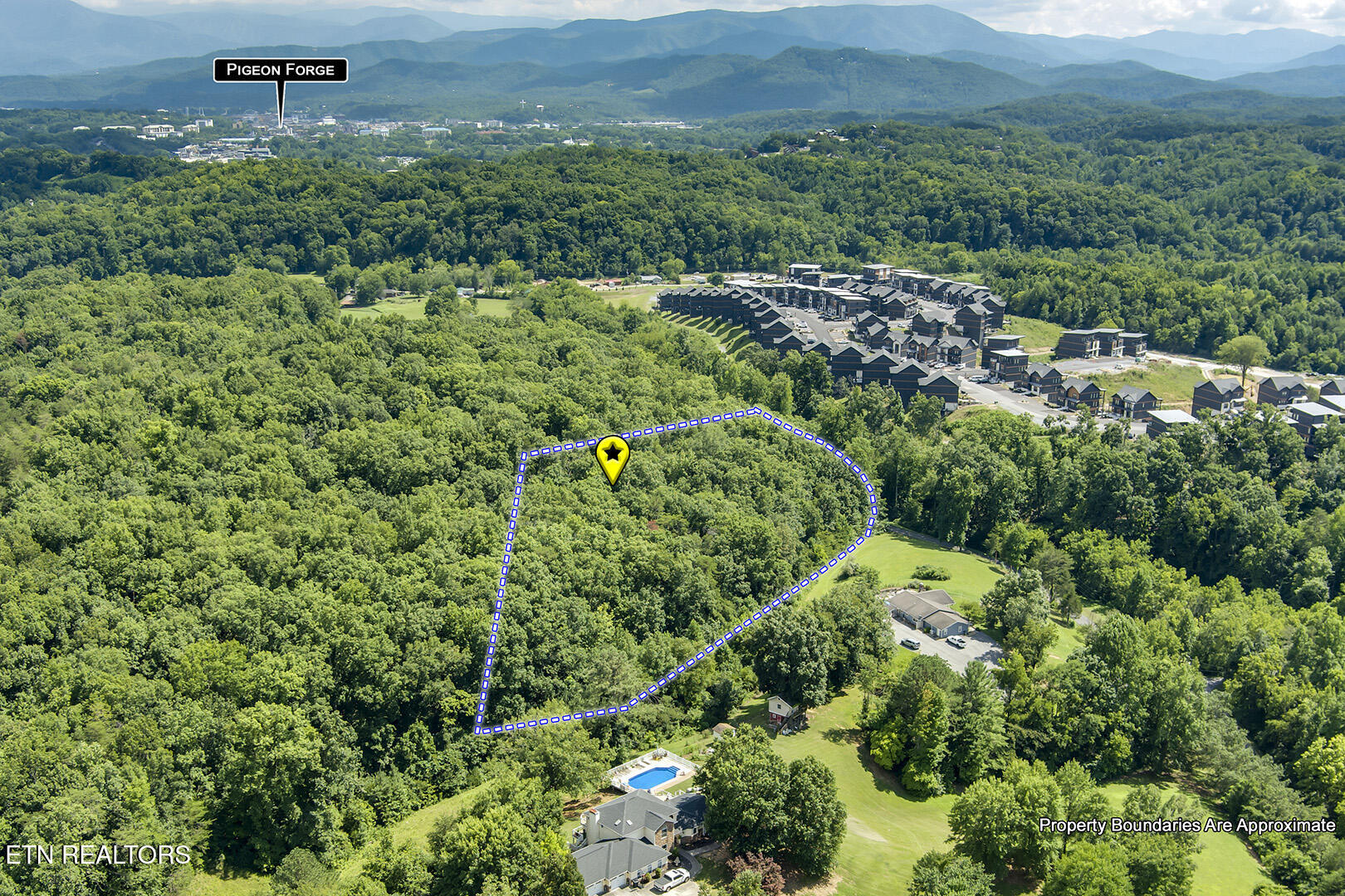 1560 Bluebird Cove Lane