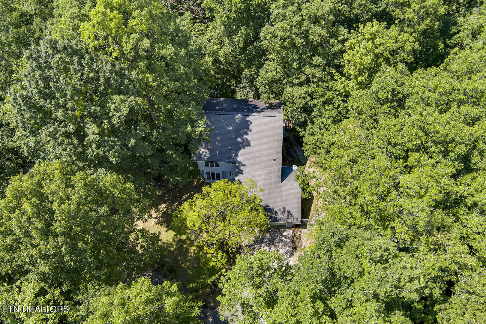 1560 Bluebird Cove Lane