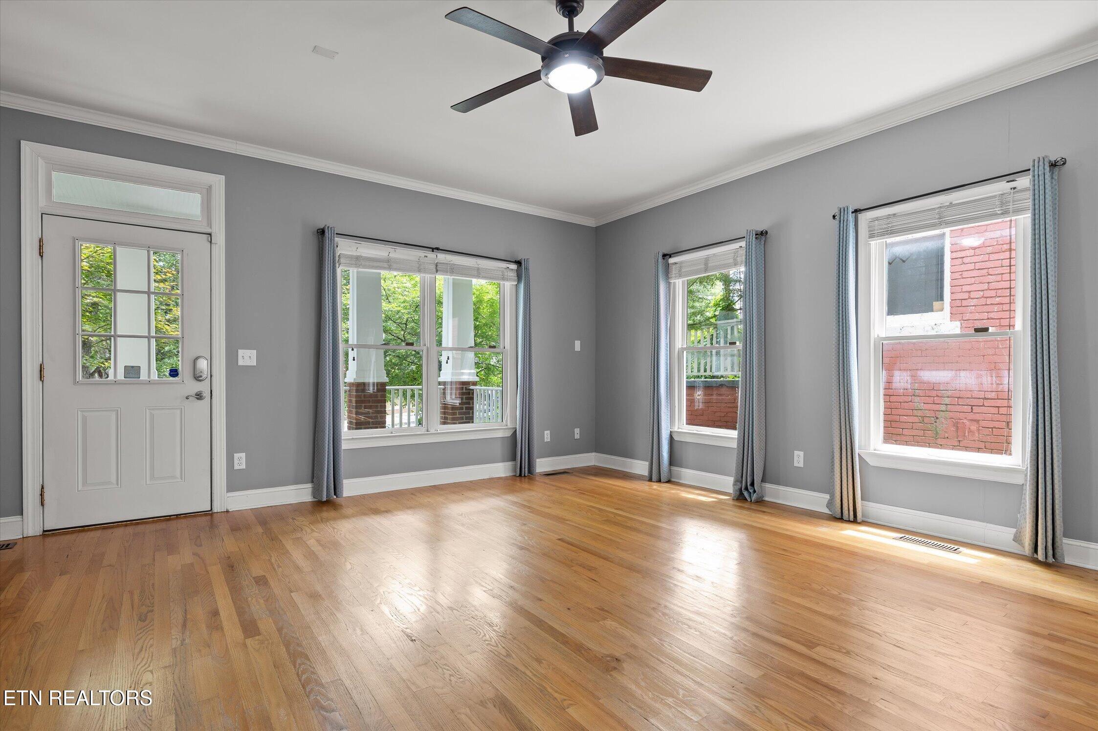 803 Fairview Ave