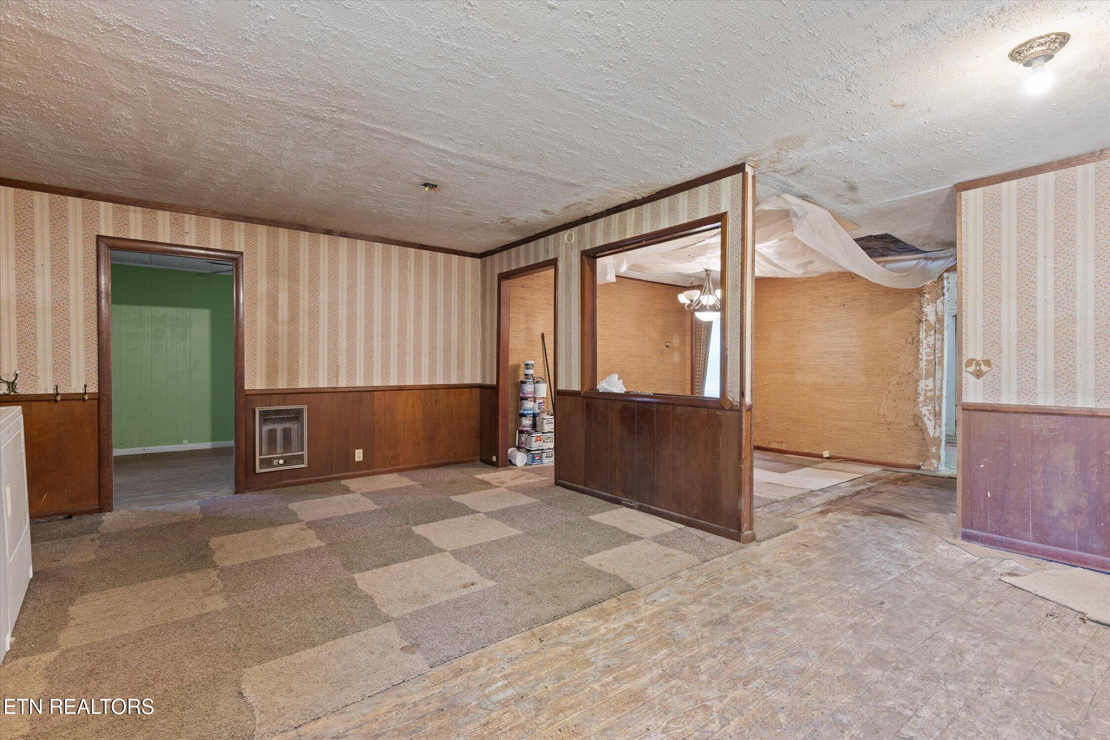 1700 Marion Ave