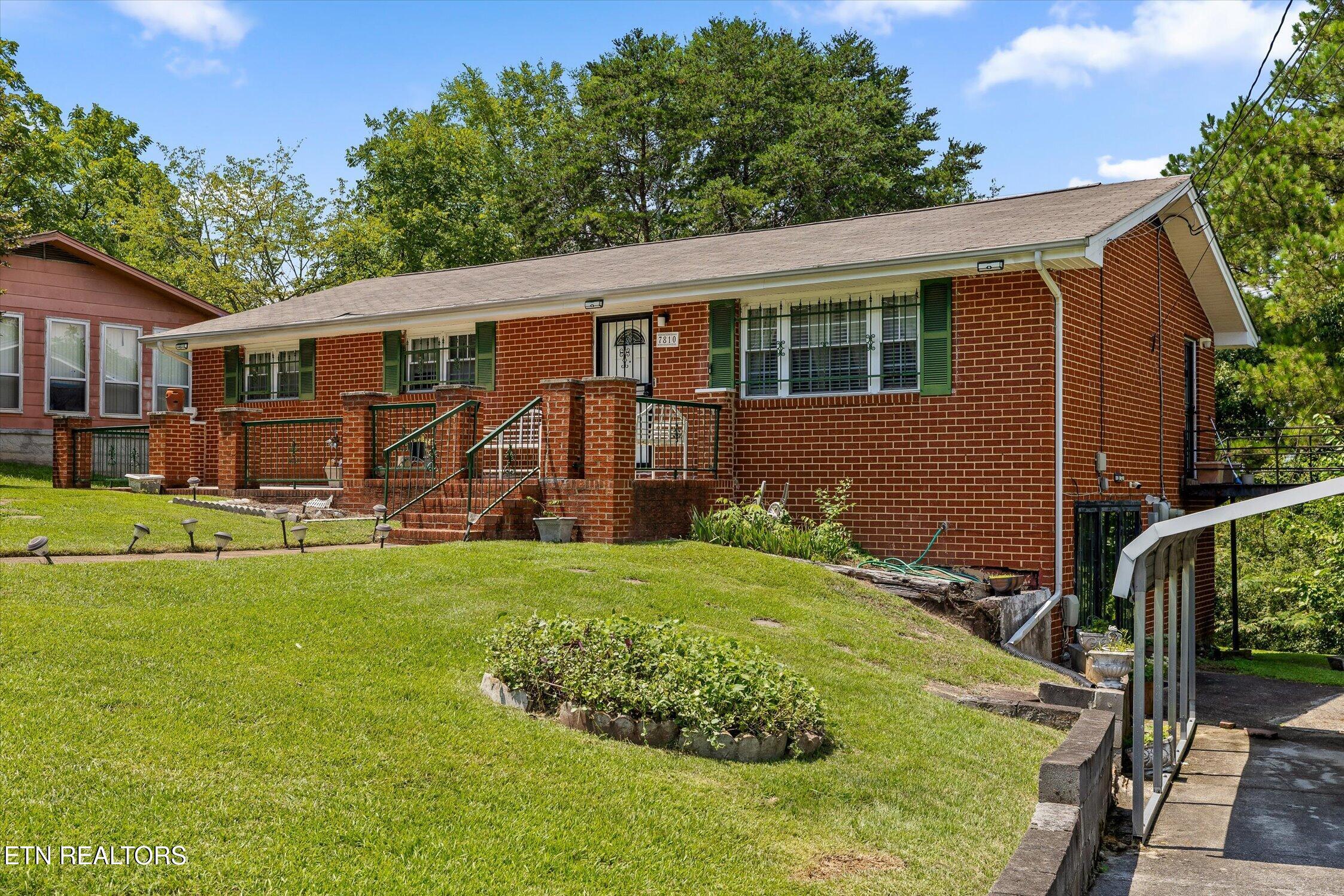 7810 Holiday Hills Circle
