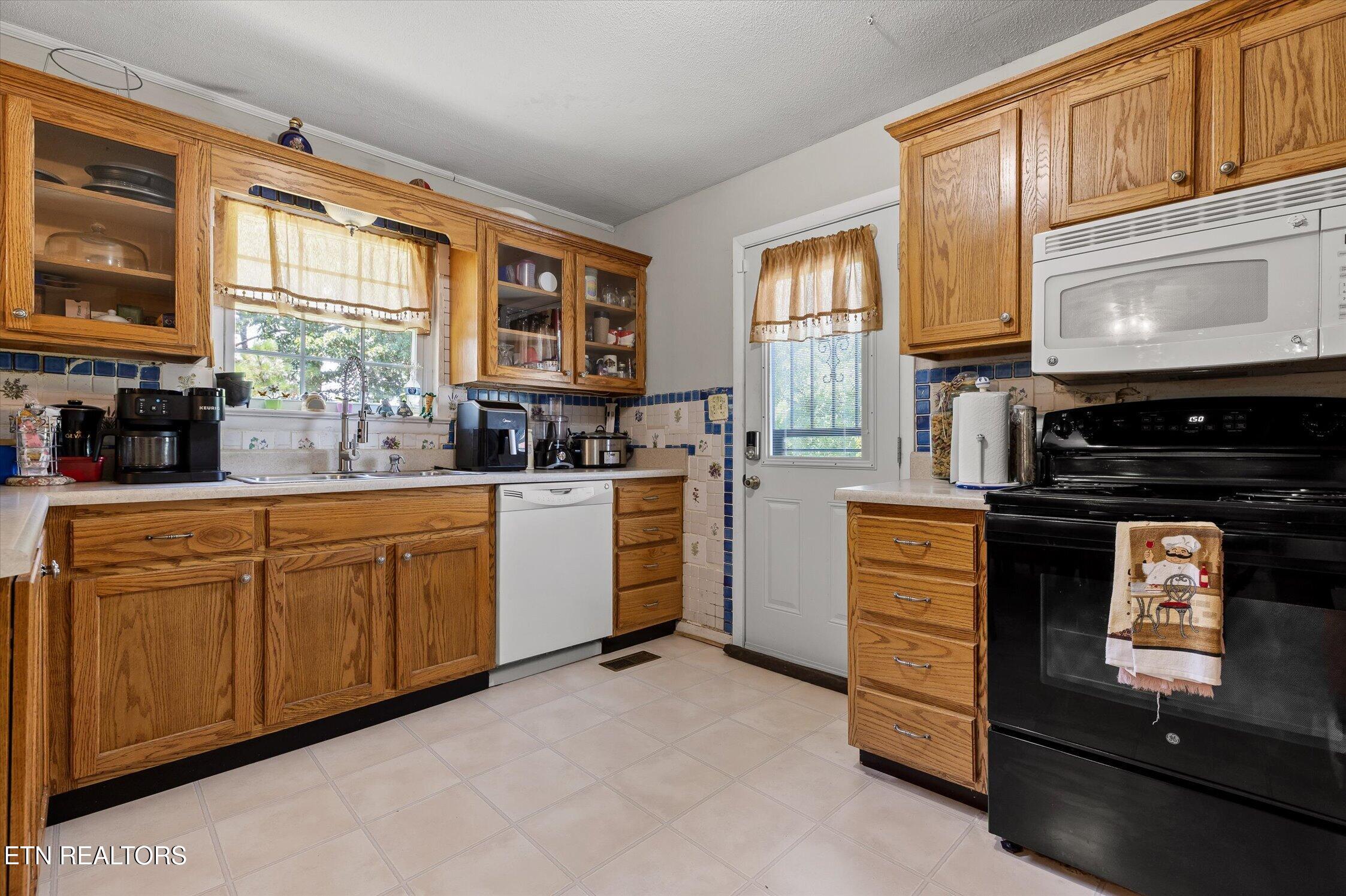 7810 Holiday Hills Circle