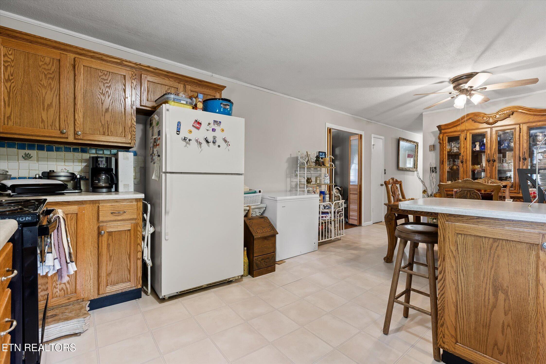 7810 Holiday Hills Circle