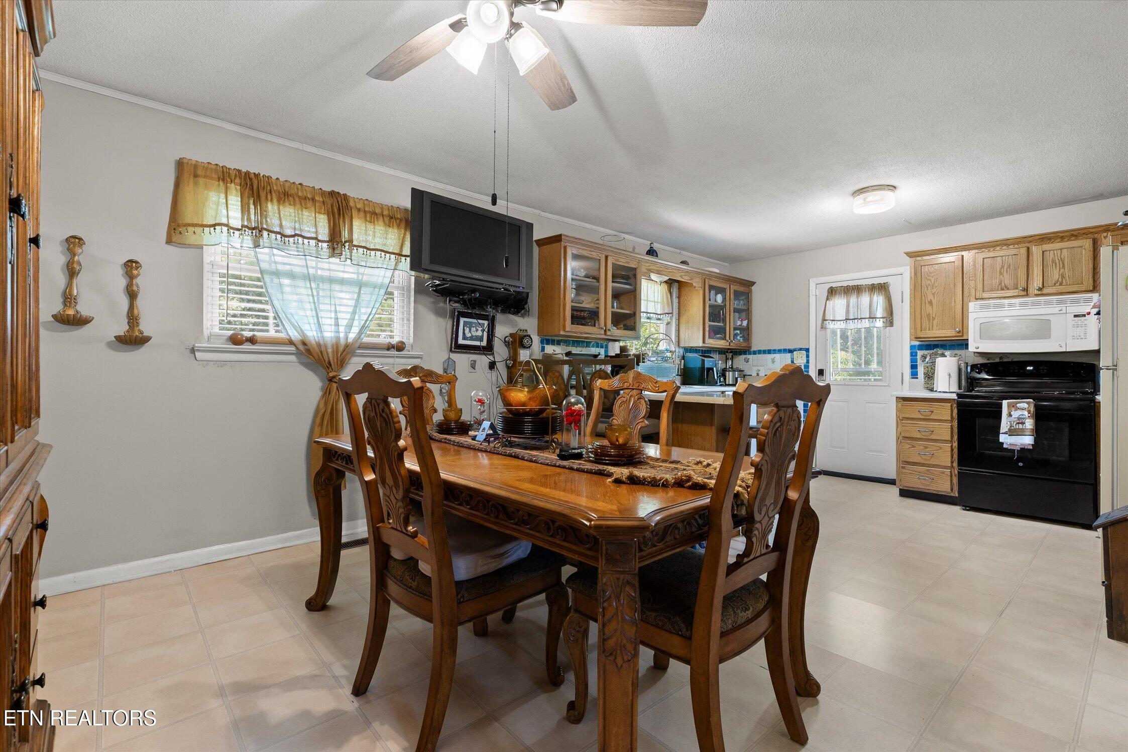 7810 Holiday Hills Circle