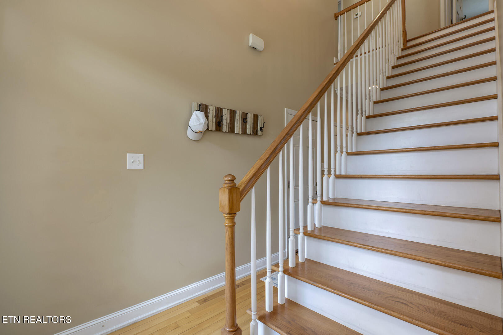 8511 King Arthur Lane