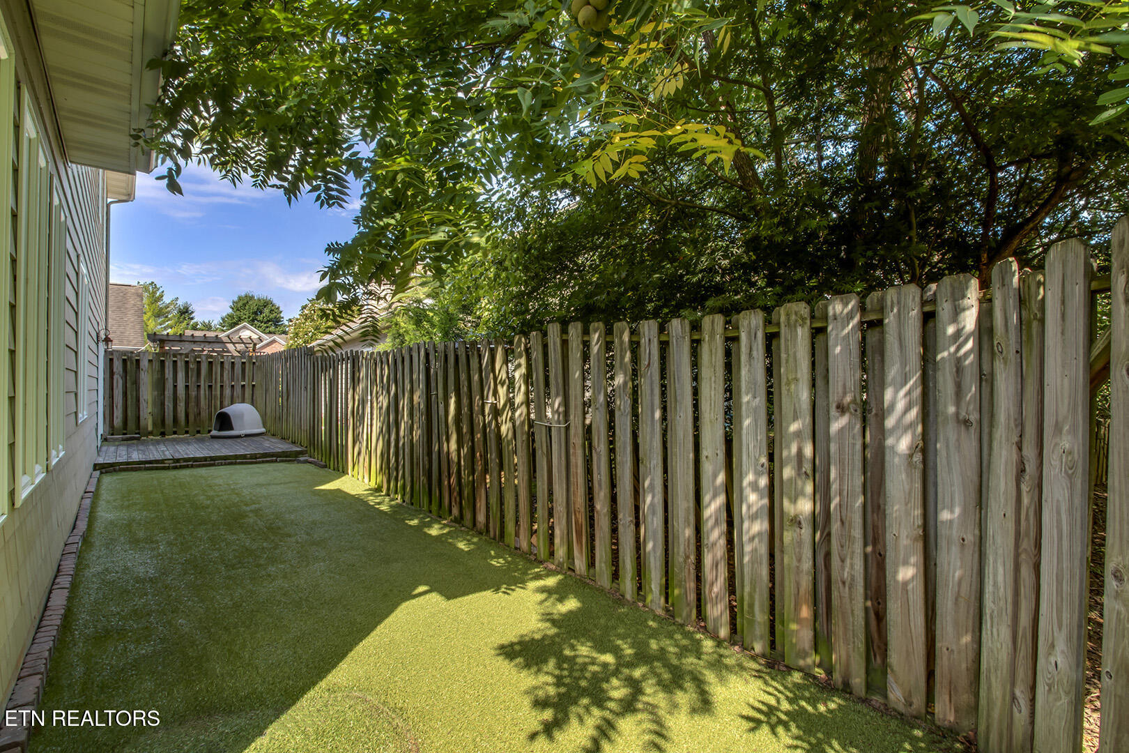 8511 King Arthur Lane