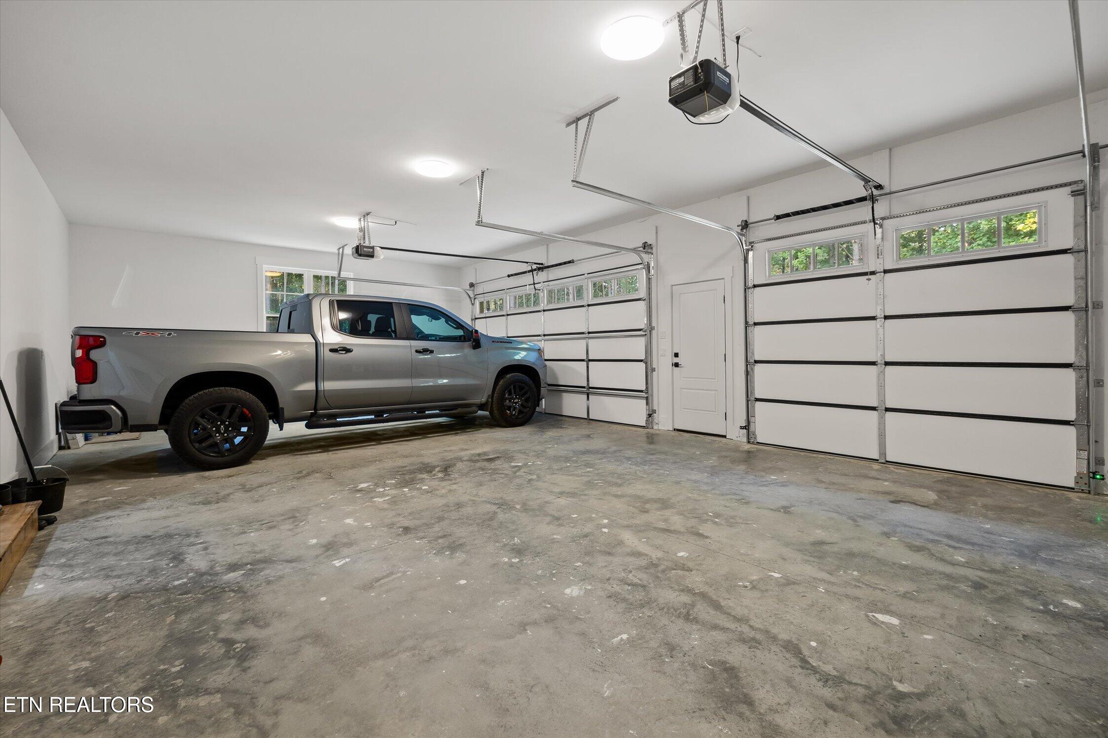 270 Sevier St