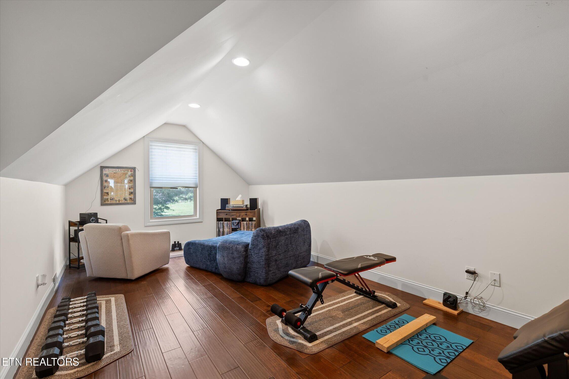 5979 Winding Lane