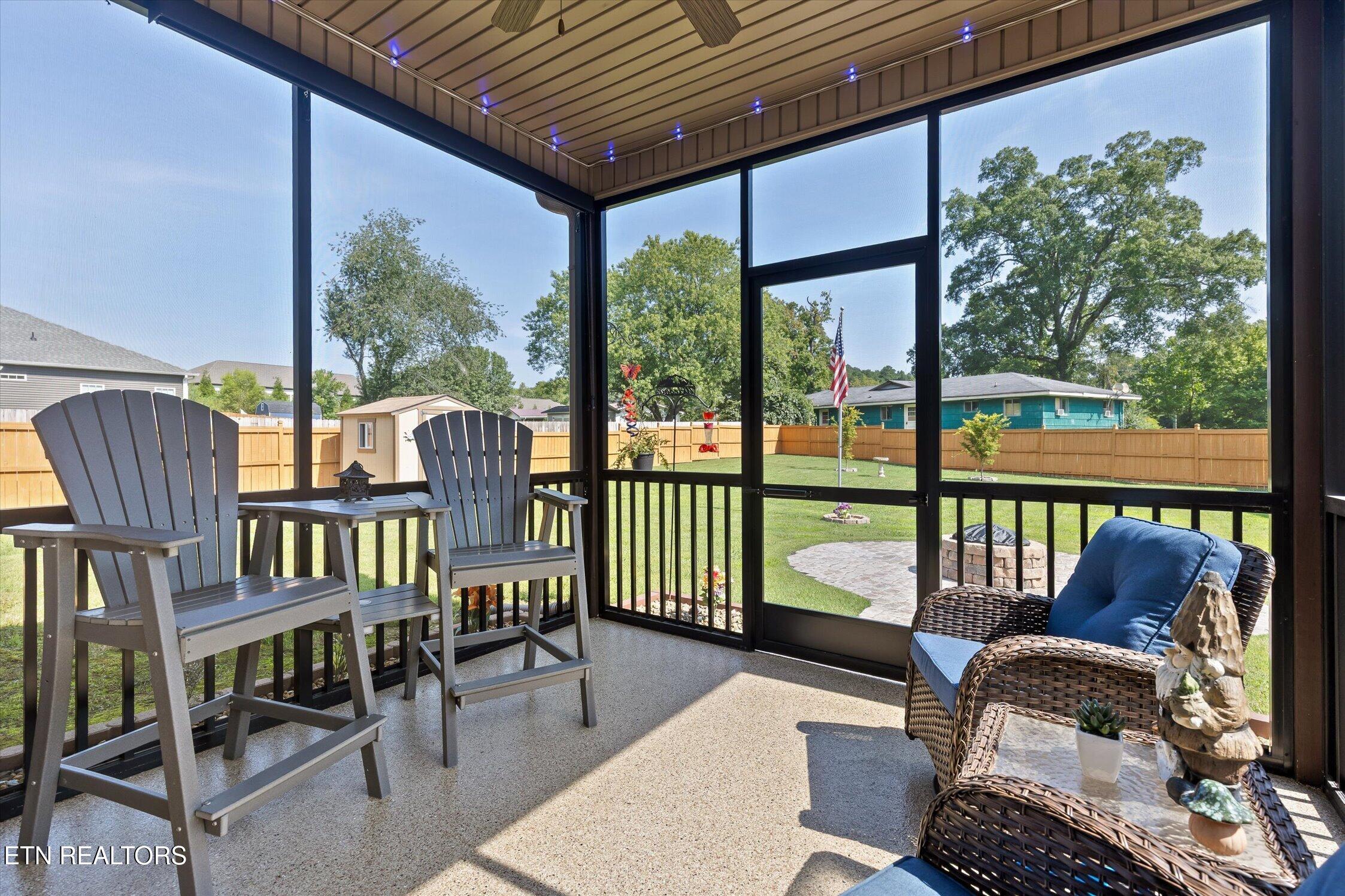 5979 Winding Lane