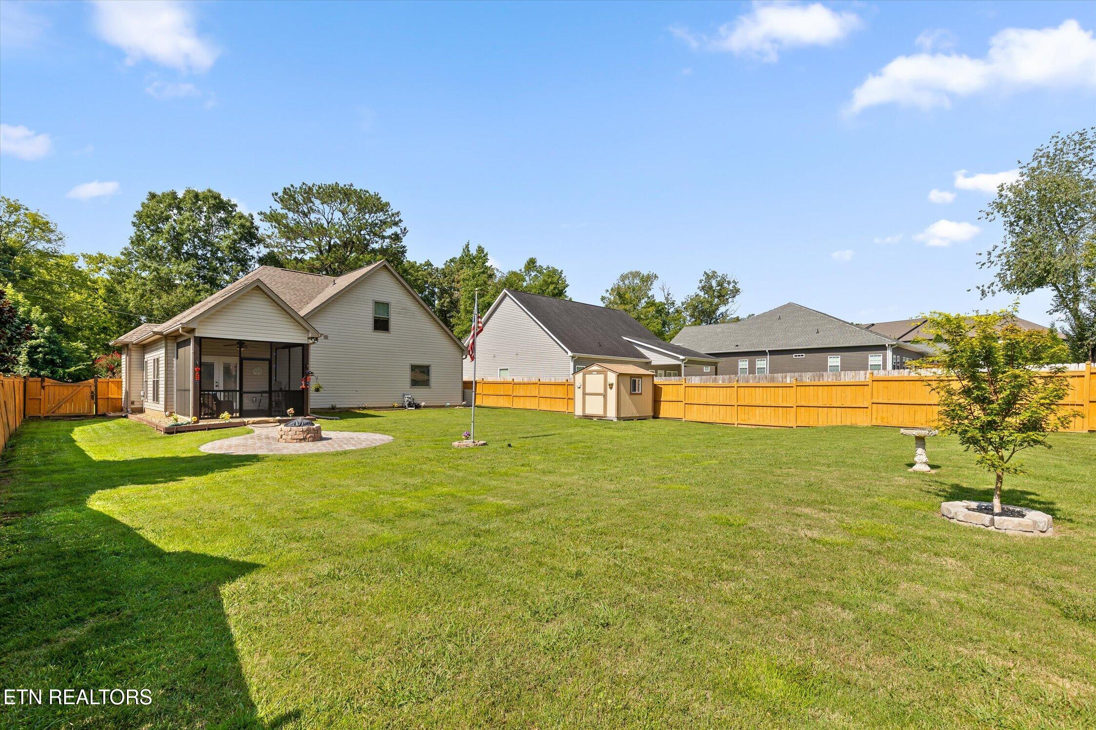 5979 Winding Lane