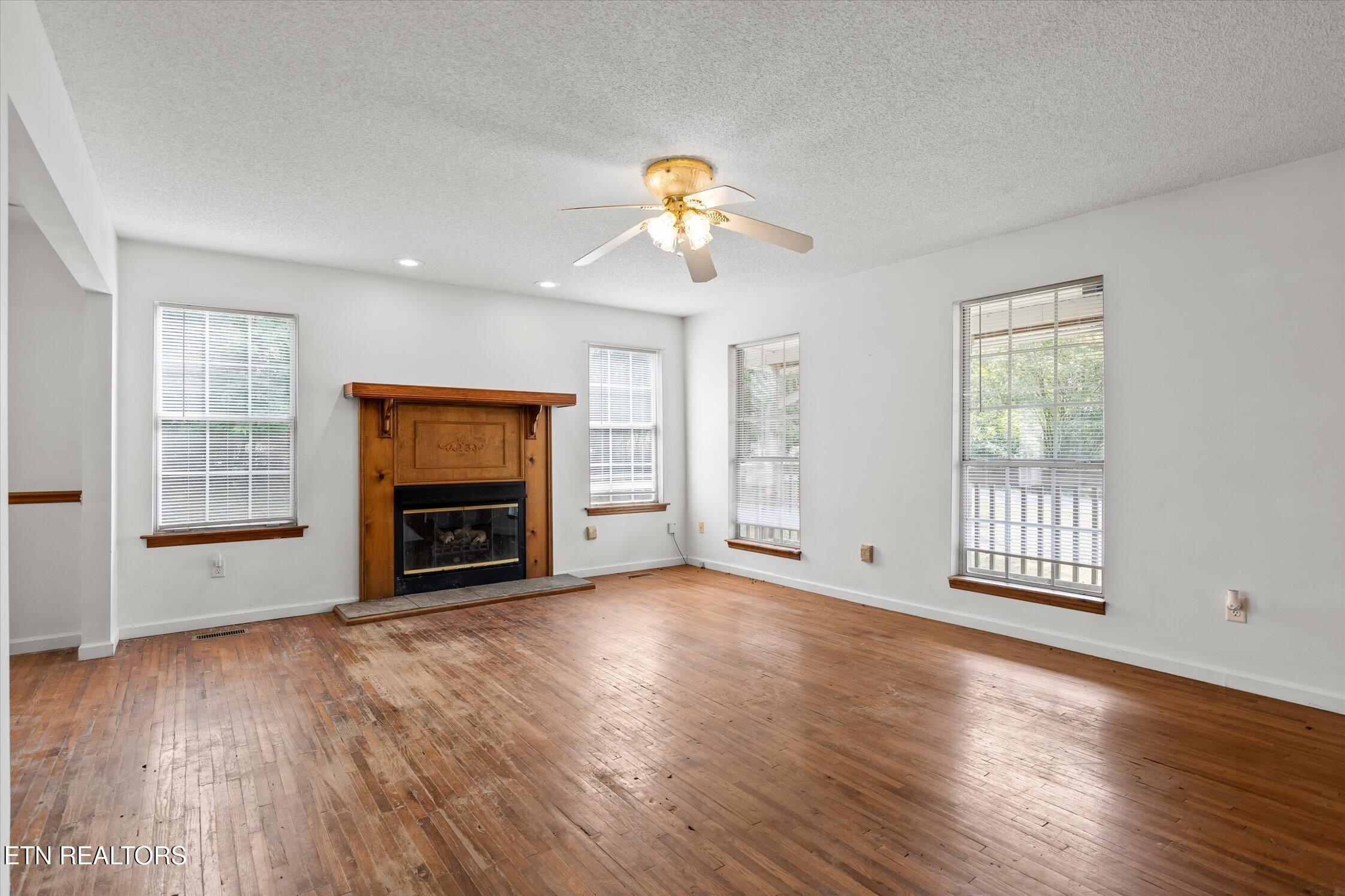 14319 Bluffview Drive