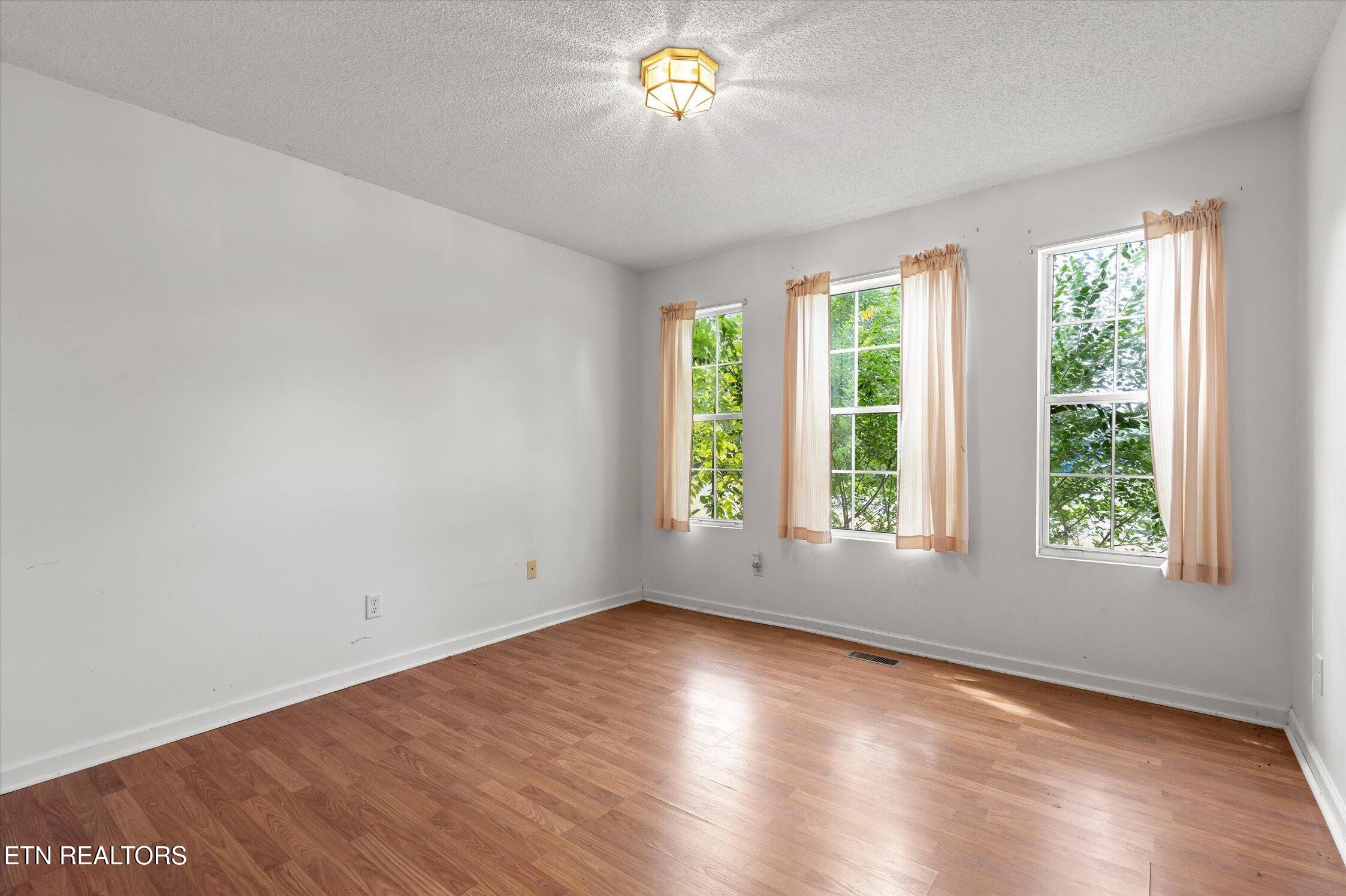 14319 Bluffview Drive