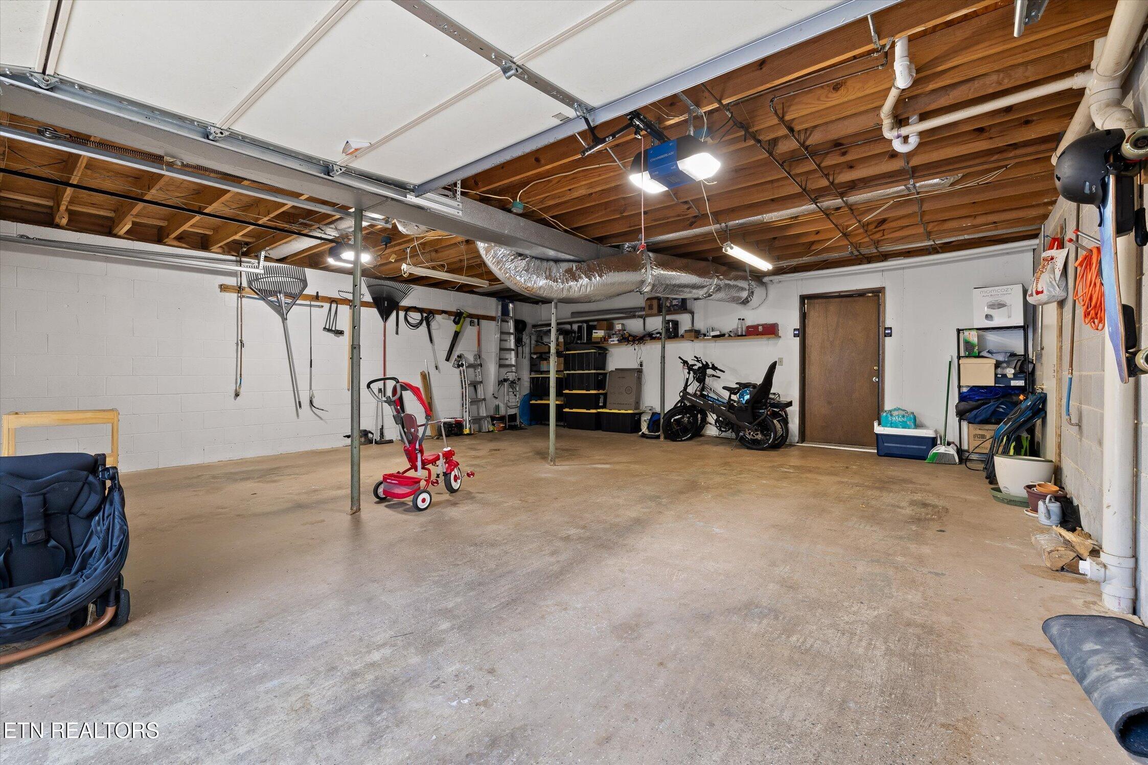 6221 Celtic Drive