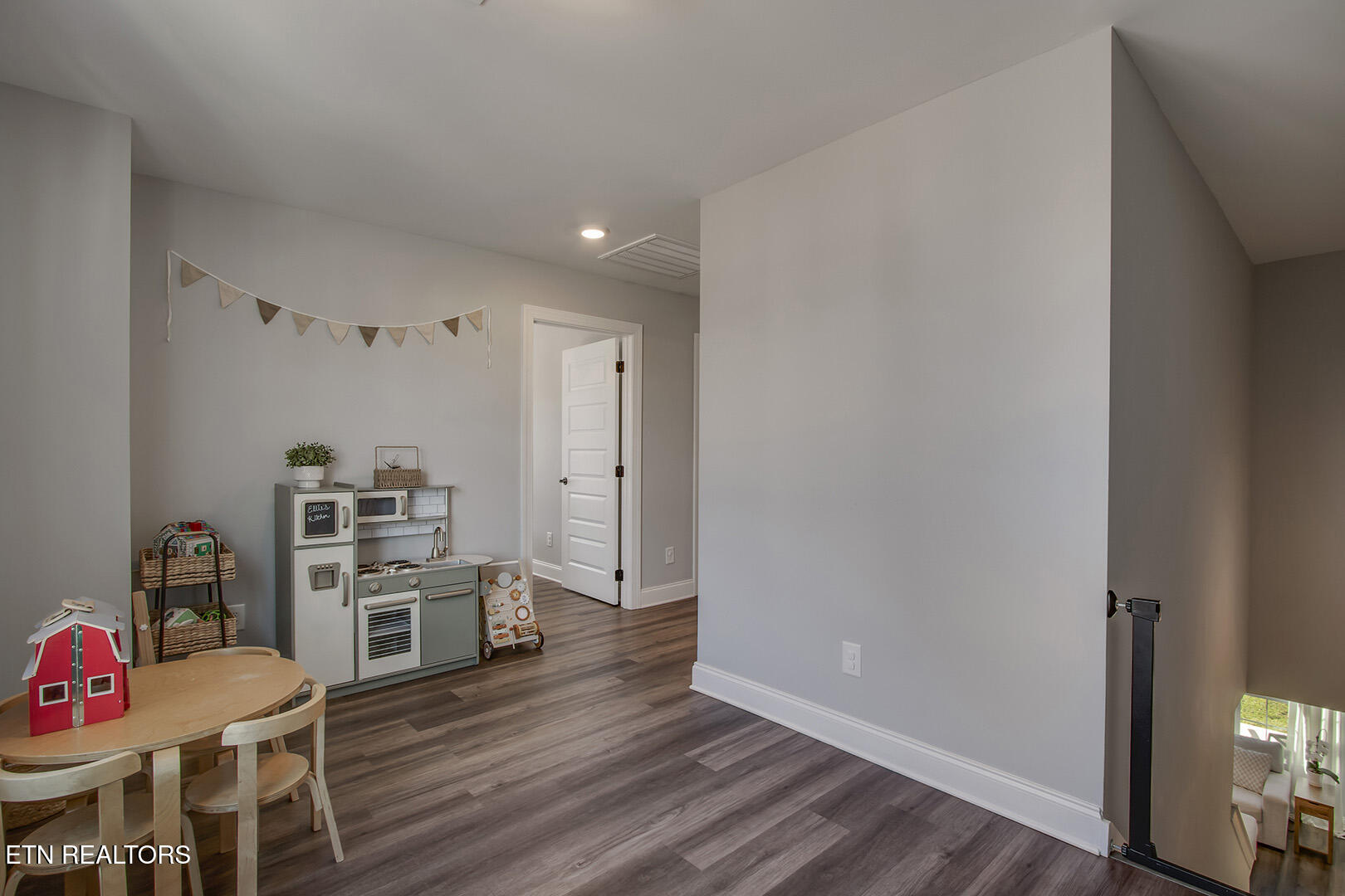 1628 Spring Berry Lane