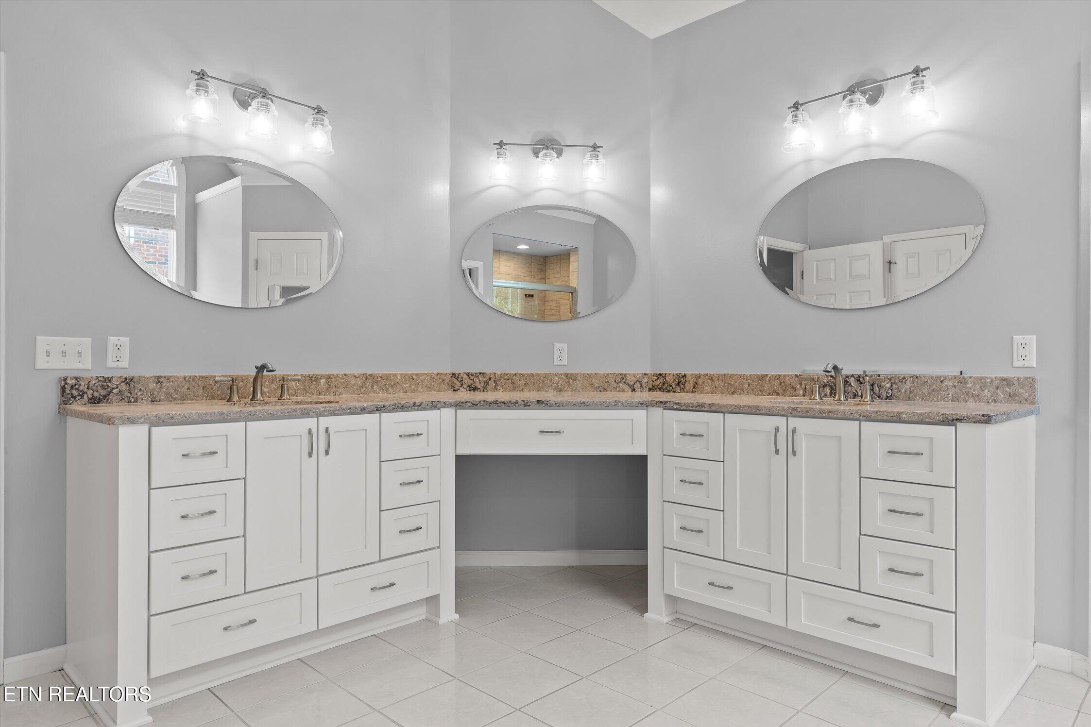 3112 Olde Towne Lane