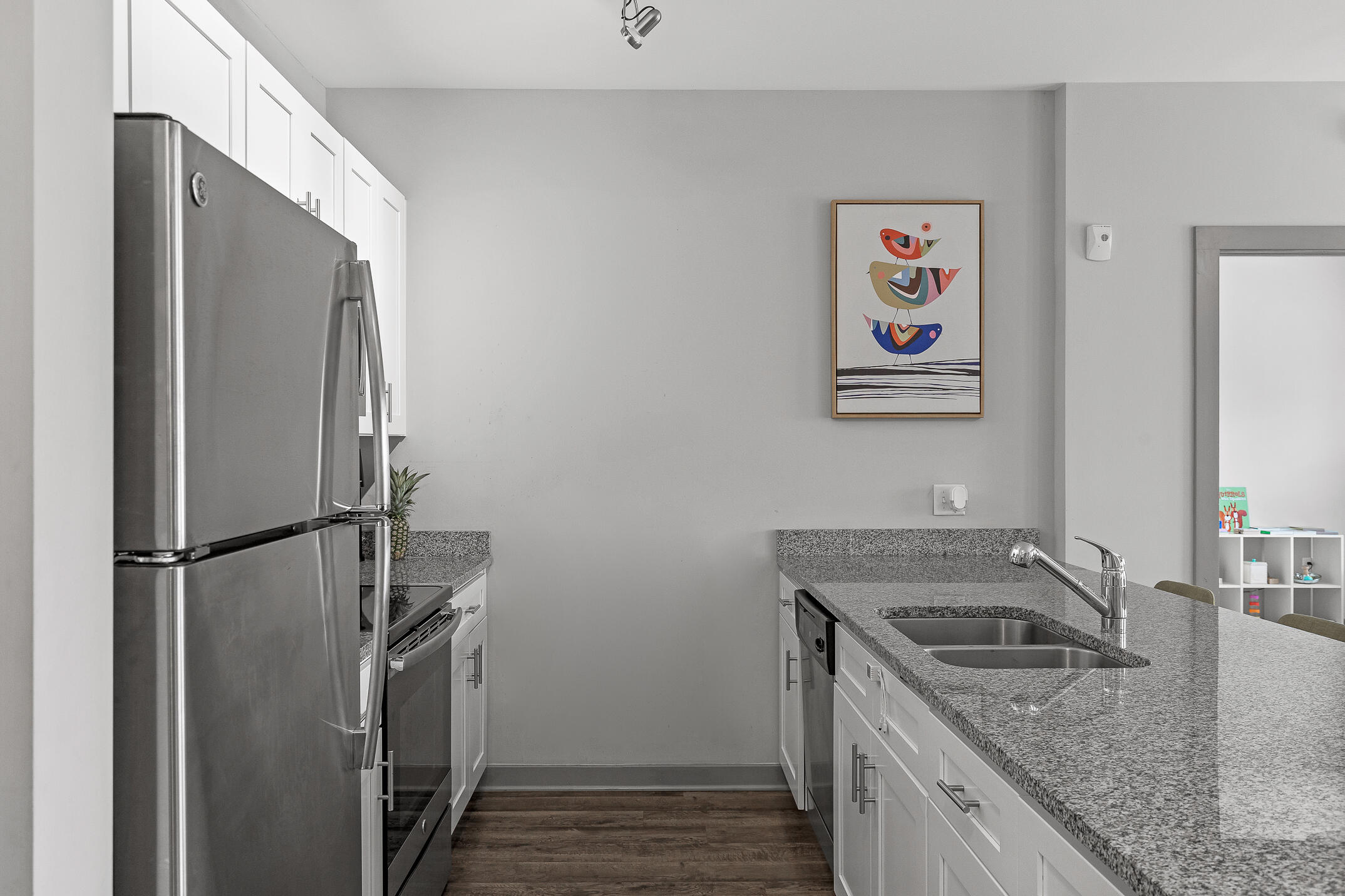 782 Riverfront Parkway, 216