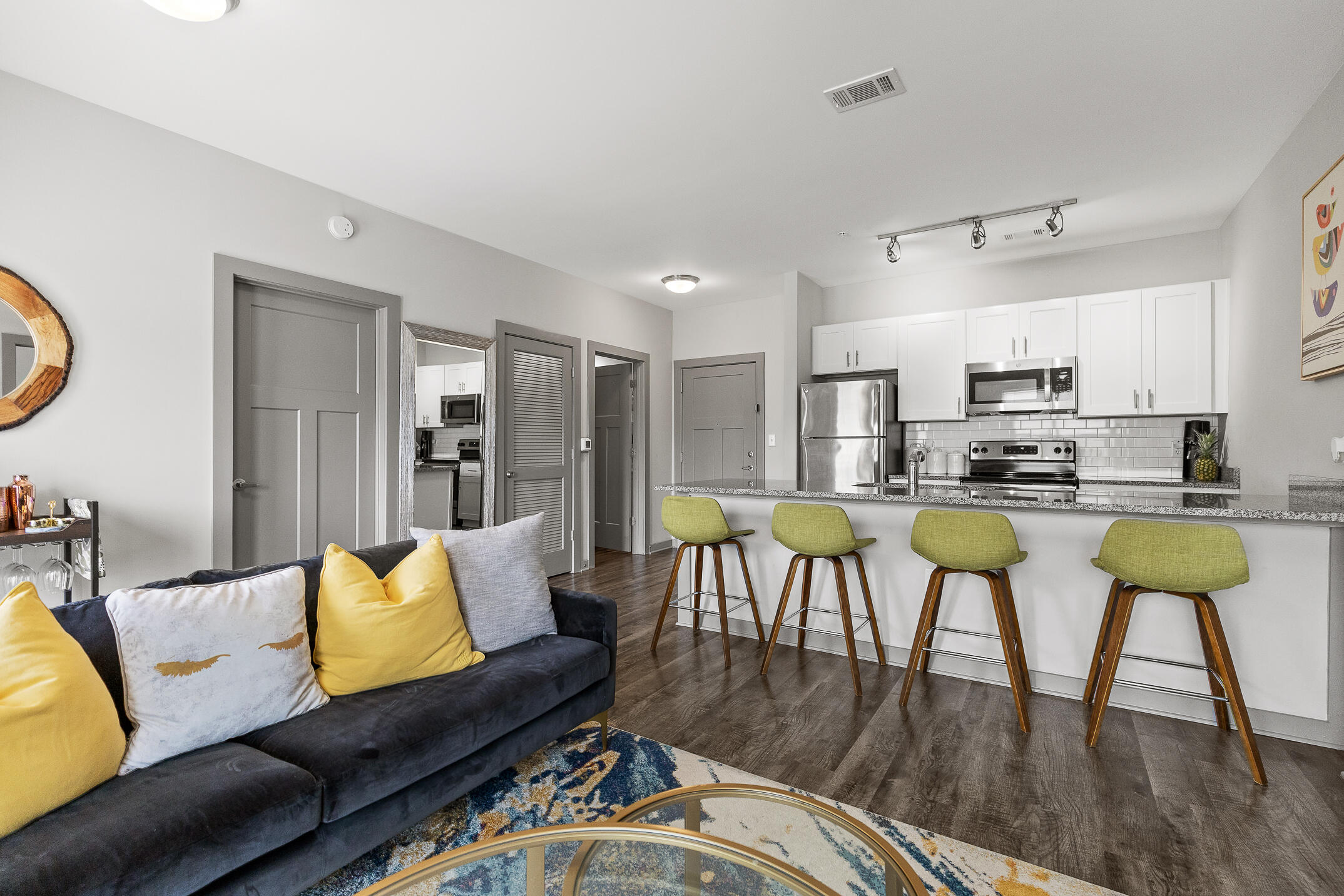 782 Riverfront Parkway, 216