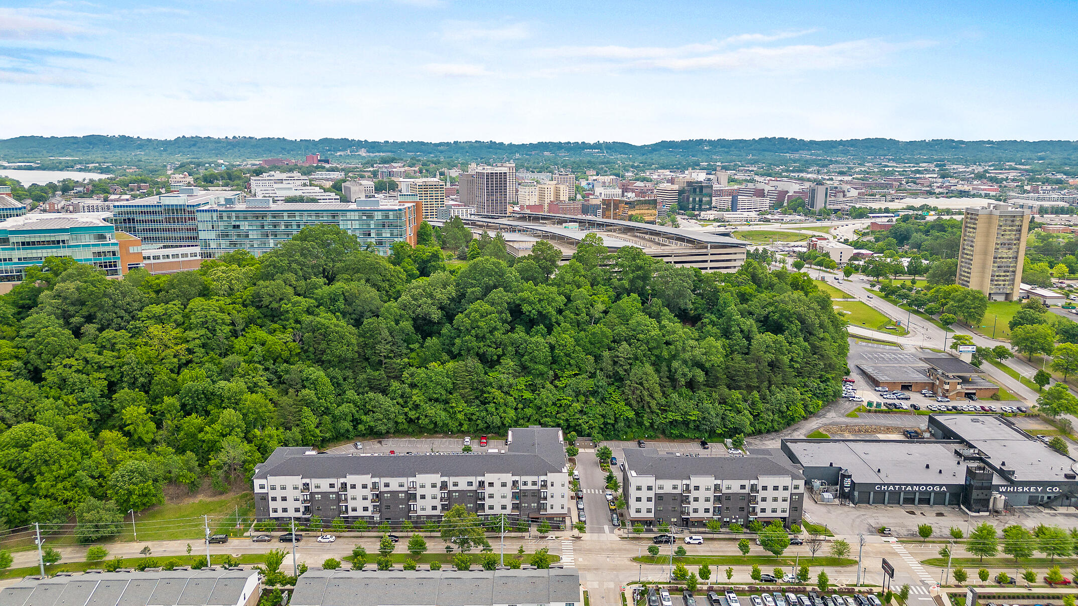 782 Riverfront Parkway, 216