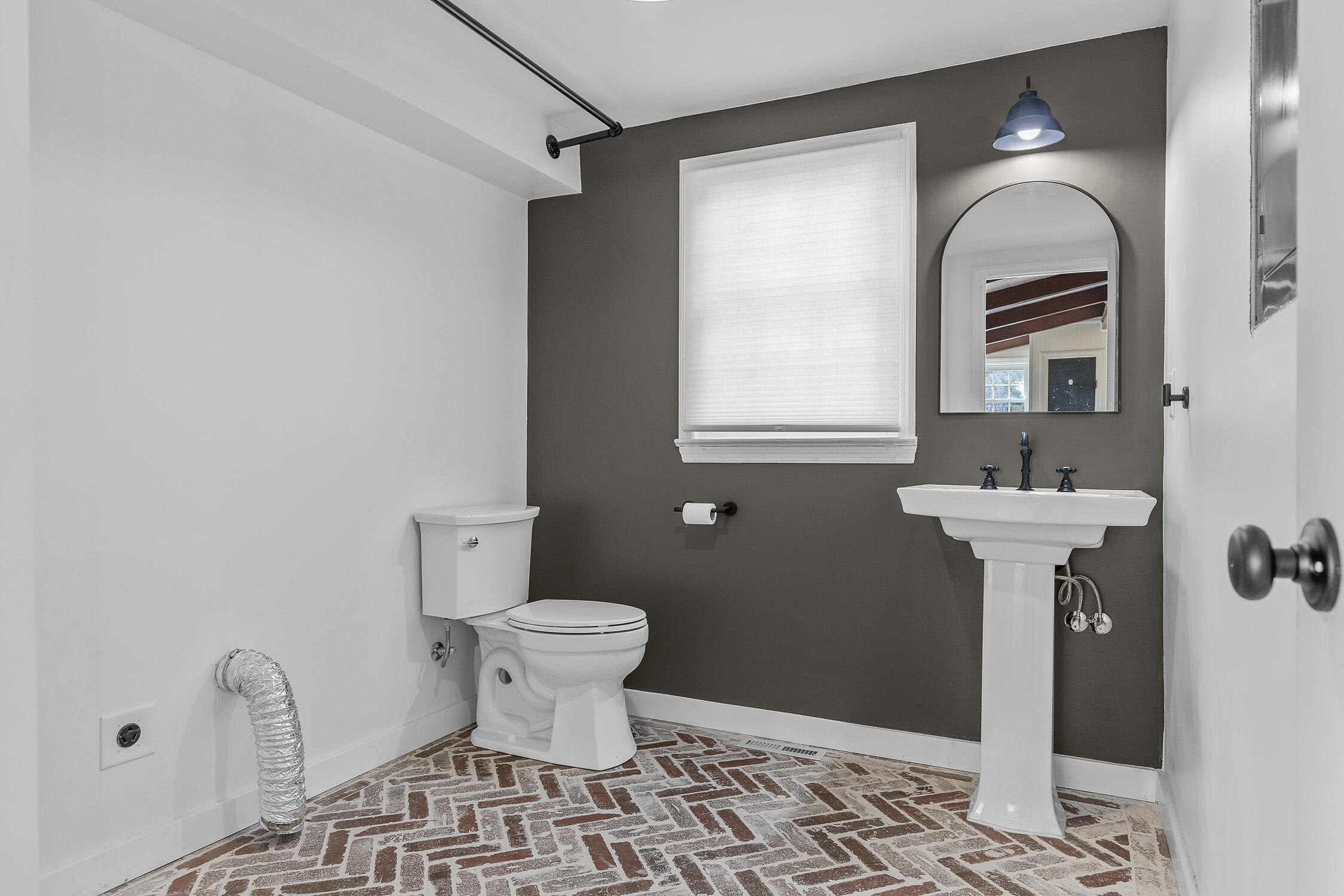 536 SE Ladd Springs Rd