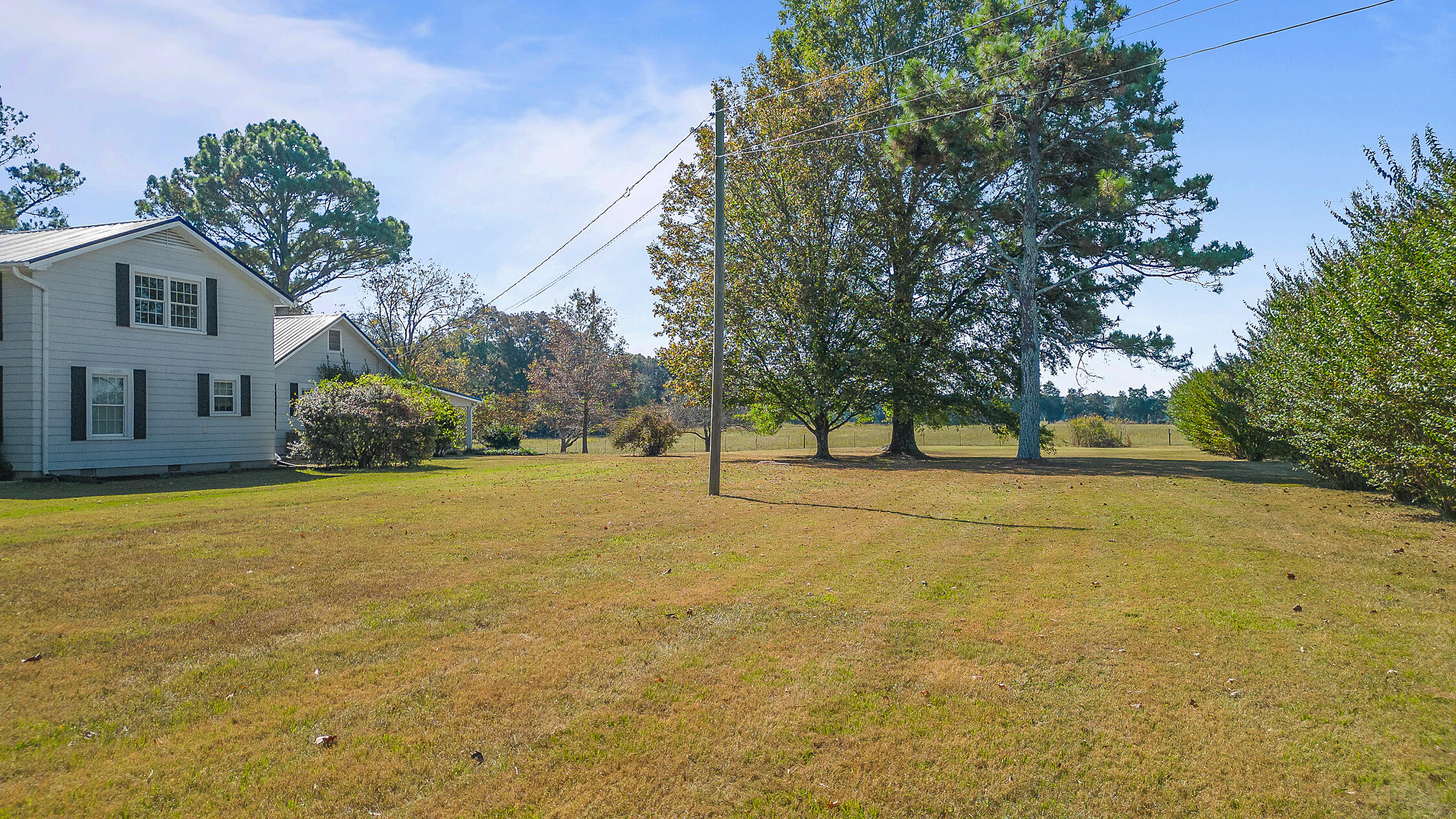 536 SE Ladd Springs Rd